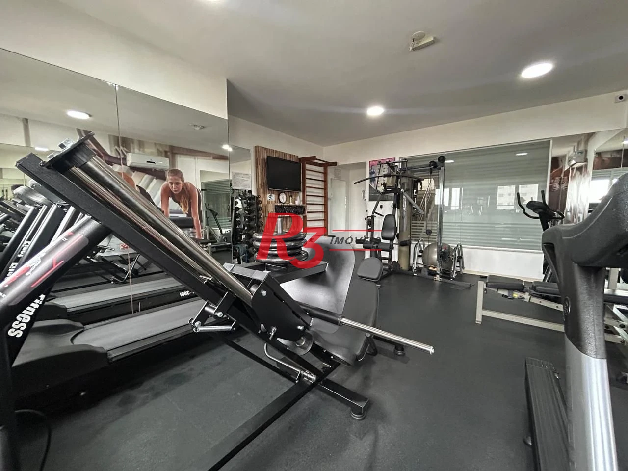 Apartamento com 4 dormitórios à venda, 243 m² por R$ 2.700.000,00 - Gonzaga - Santos/SP