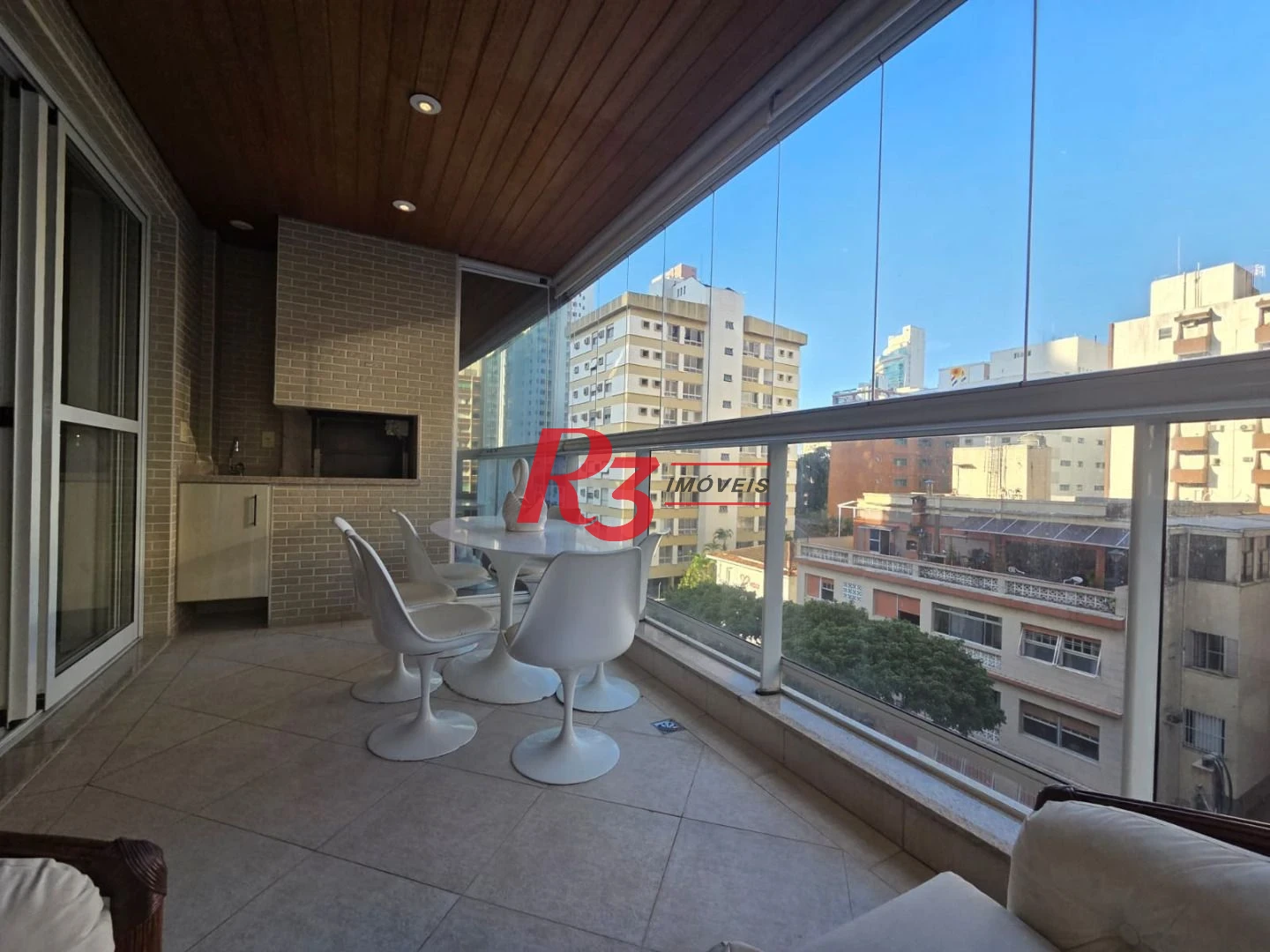 Apartamento com 4 dormitórios à venda, 243 m² por R$ 2.700.000,00 - Gonzaga - Santos/SP
