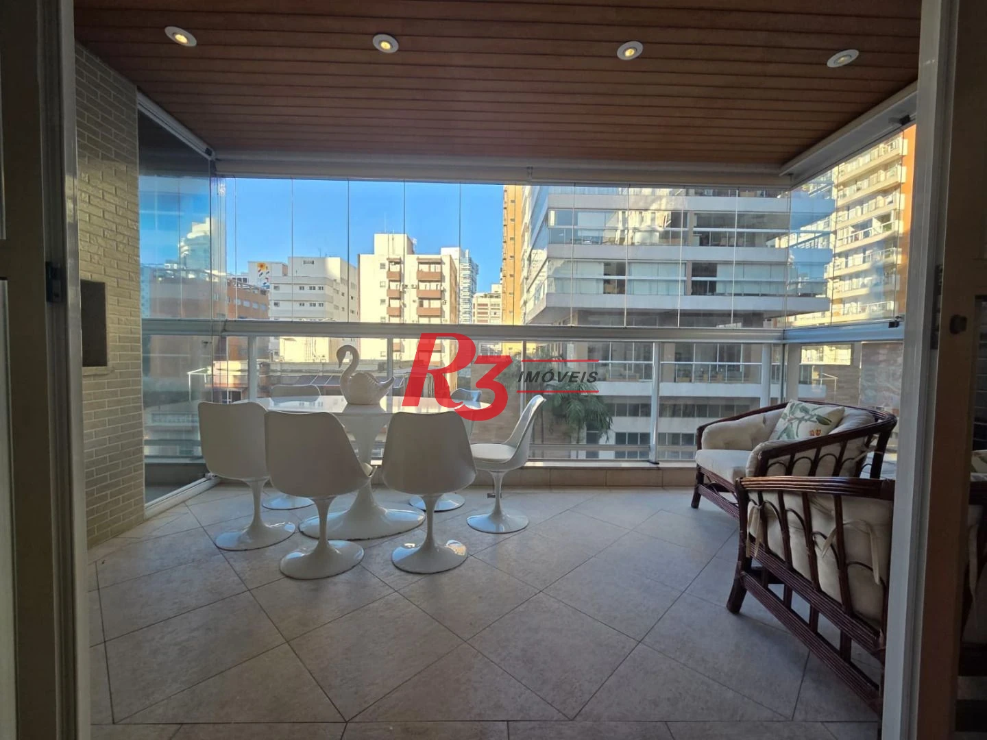 Apartamento com 4 dormitórios à venda, 243 m² por R$ 2.700.000,00 - Gonzaga - Santos/SP