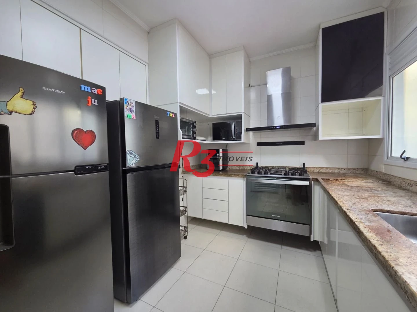 Apartamento com 4 dormitórios à venda, 243 m² por R$ 2.700.000,00 - Gonzaga - Santos/SP
