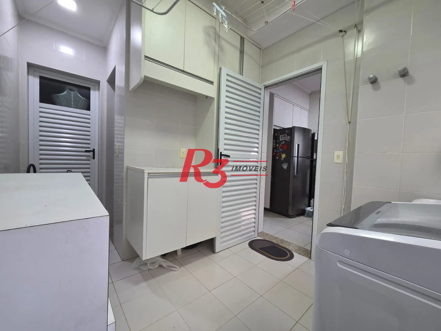 Apartamento com 4 dormitórios à venda, 243 m² por R$ 2.700.000,00 - Gonzaga - Santos/SP