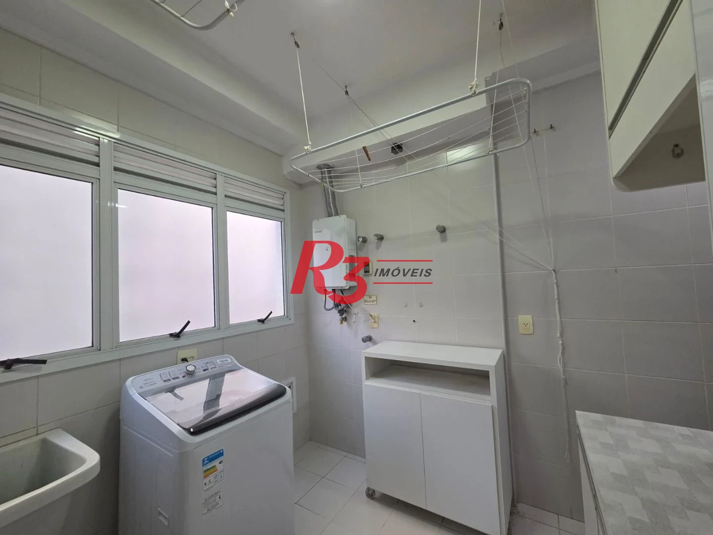 Apartamento com 4 dormitórios à venda, 243 m² por R$ 2.700.000,00 - Gonzaga - Santos/SP