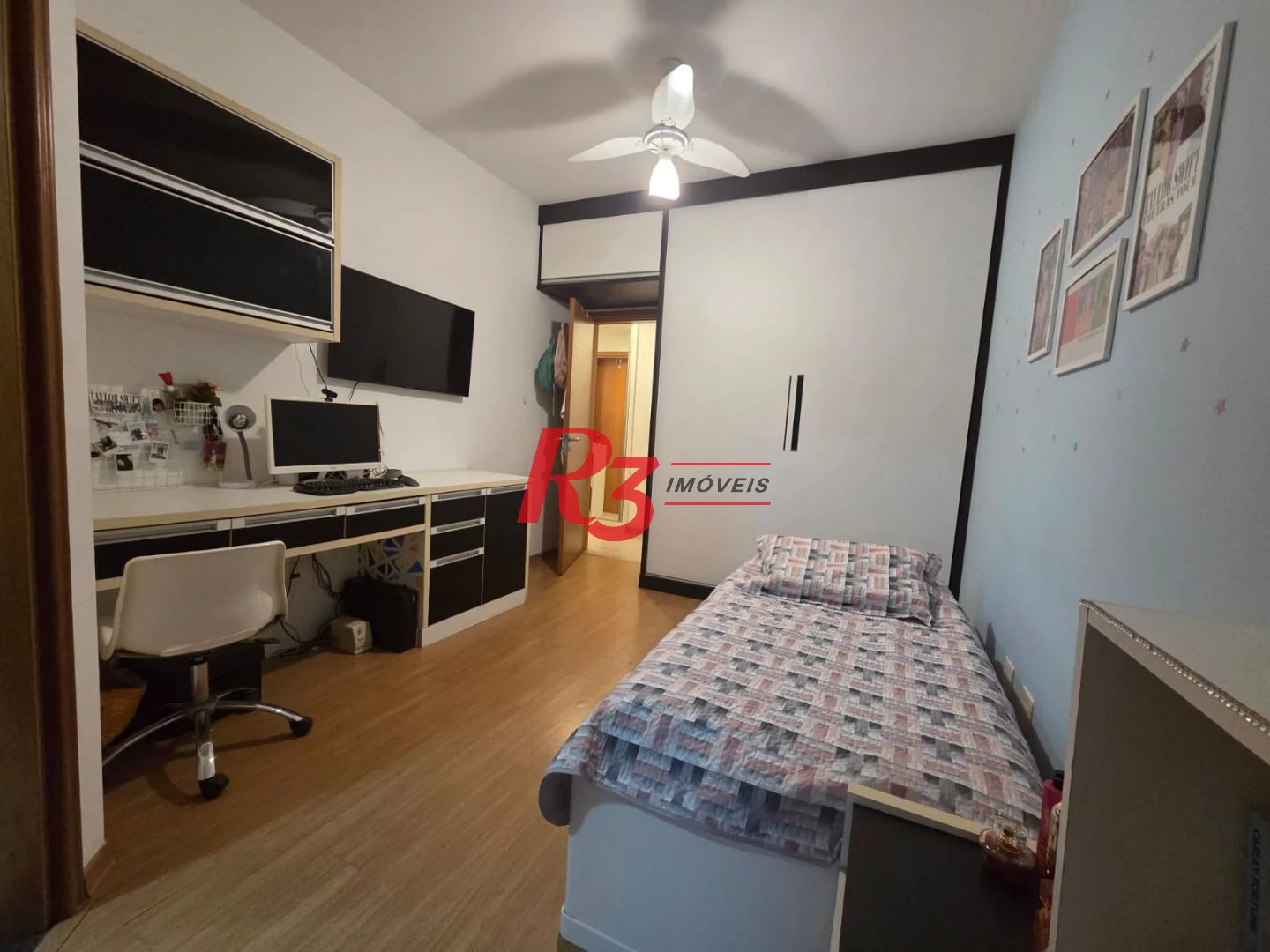Apartamento com 4 dormitórios à venda, 243 m² por R$ 2.700.000,00 - Gonzaga - Santos/SP