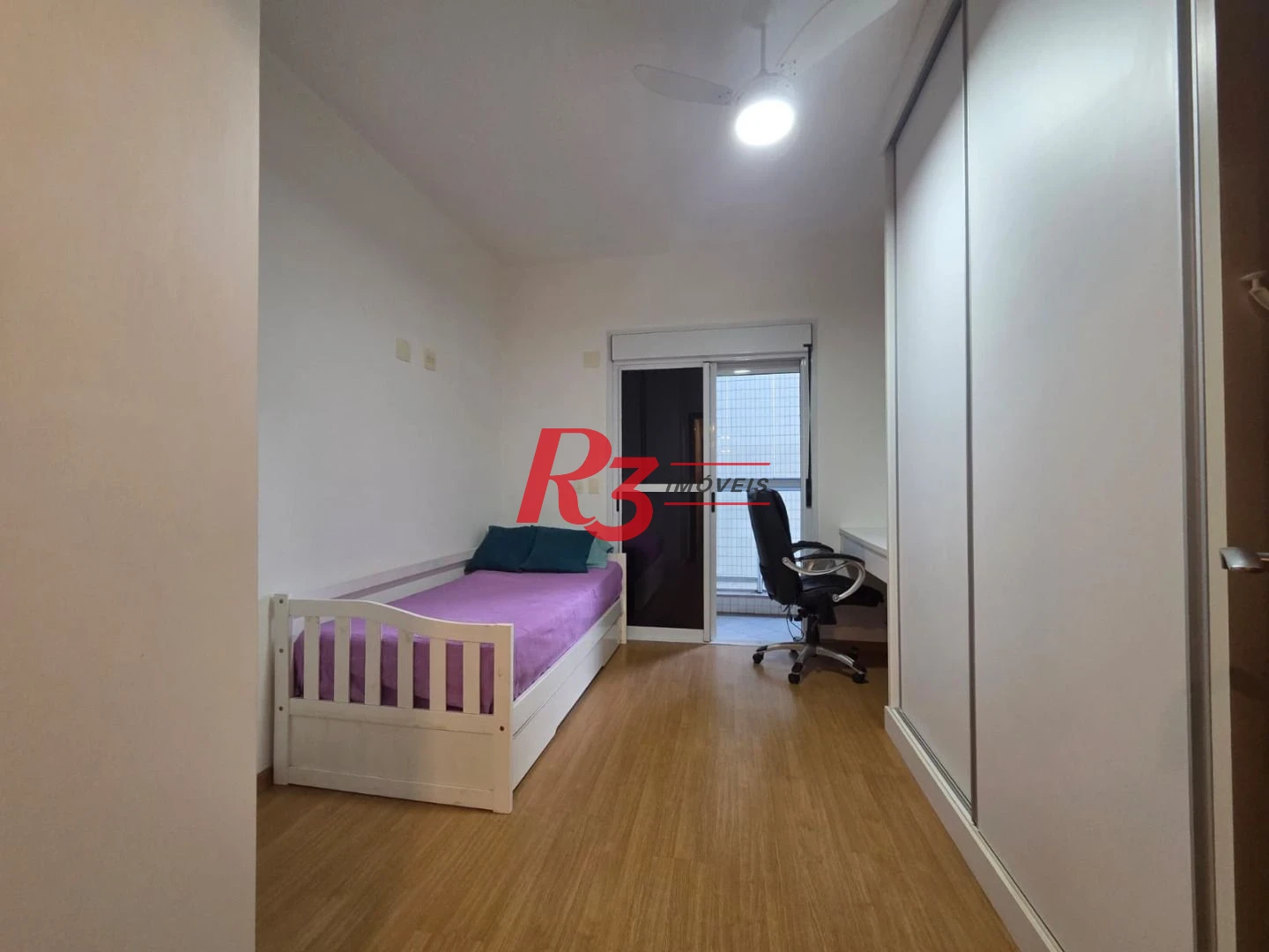 Apartamento com 4 dormitórios à venda, 243 m² por R$ 2.700.000,00 - Gonzaga - Santos/SP