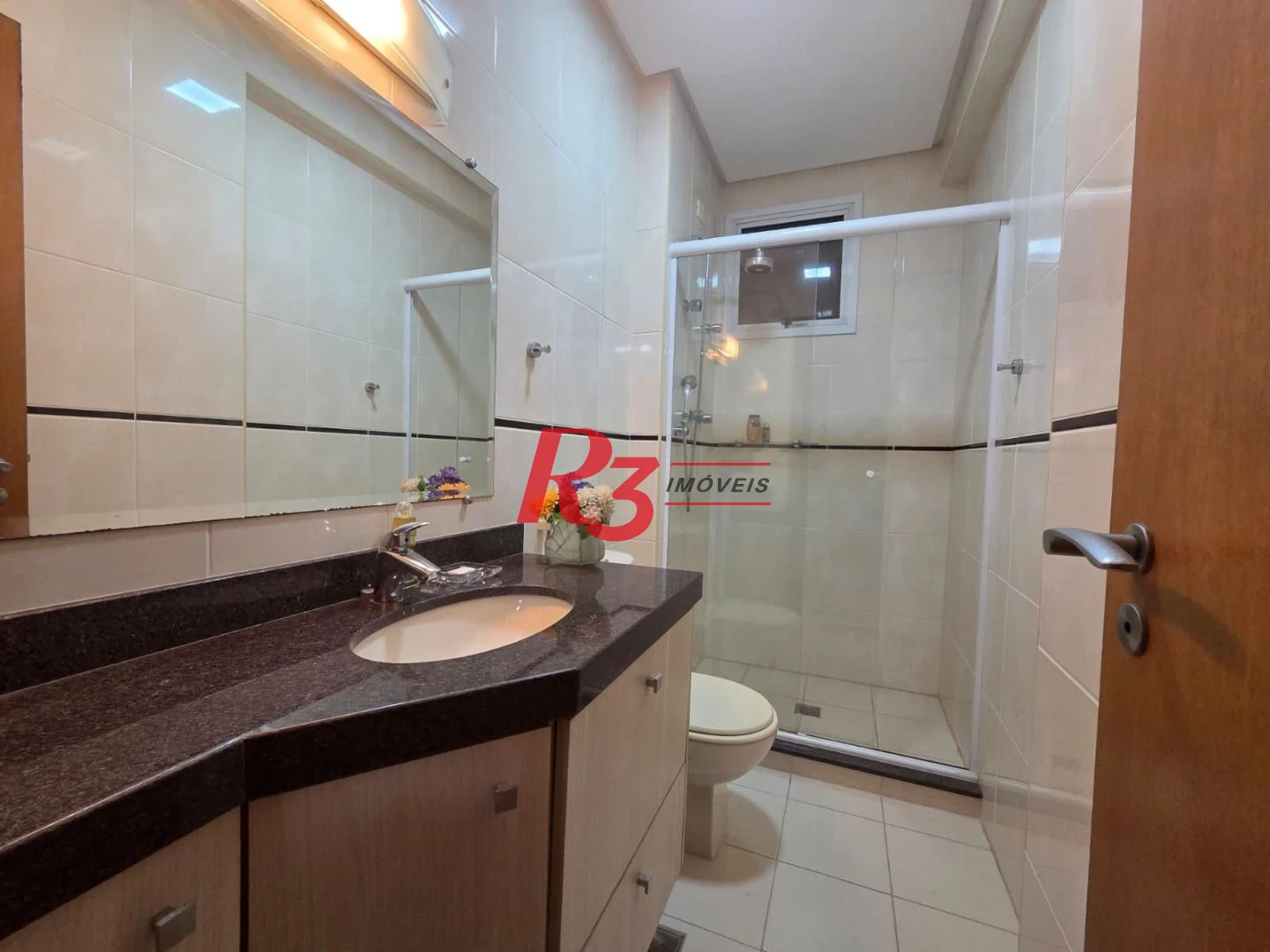Apartamento com 4 dormitórios à venda, 243 m² por R$ 2.700.000,00 - Gonzaga - Santos/SP