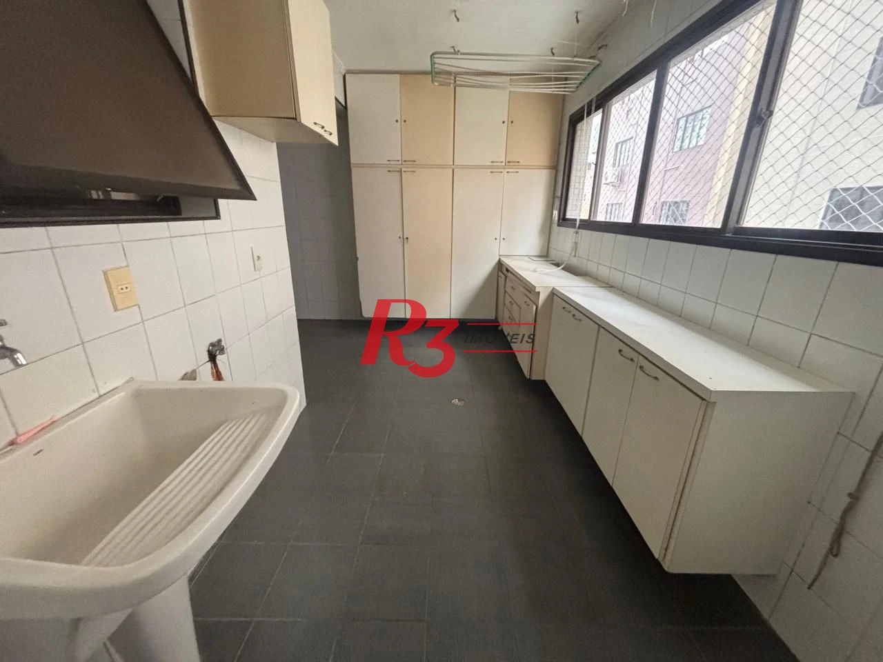 Apartamento com 3 dormitórios à venda, 162 m² por R$ 820.000,00 - Ponta da Praia - Santos/SP