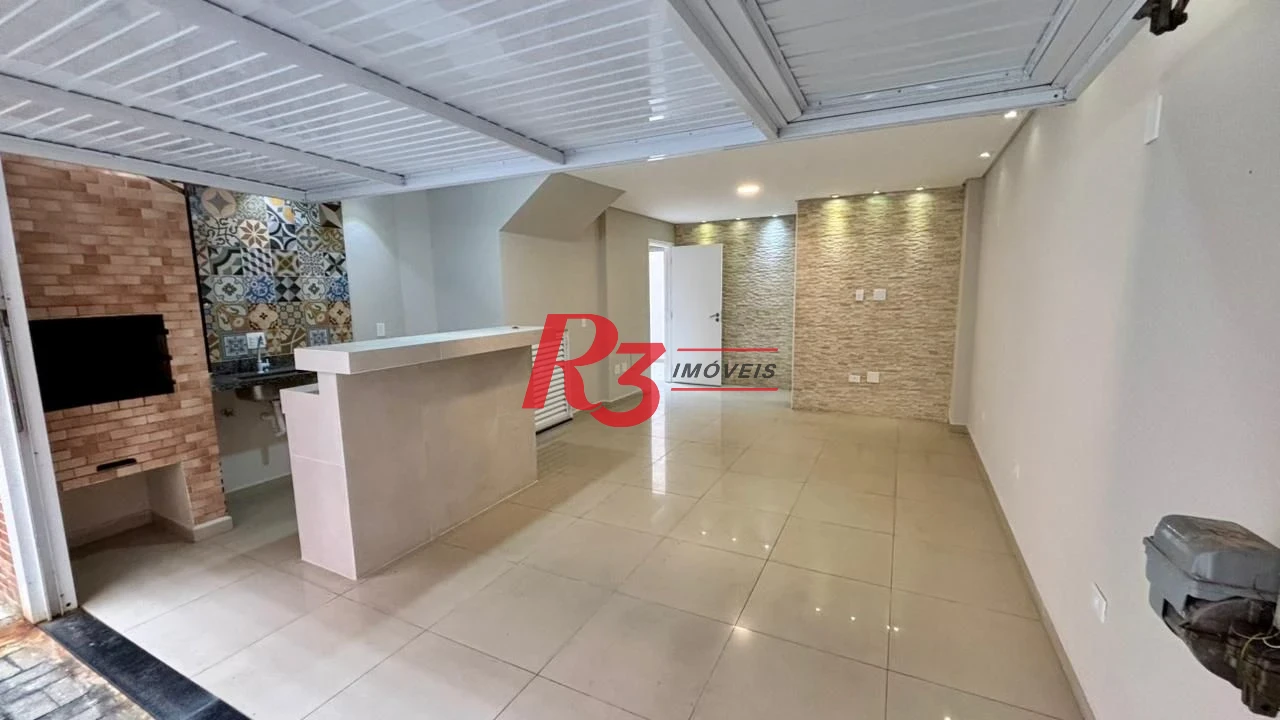 Village com lazer com 2 dormitórios à venda, 106 m² por R$ 585.000 - Vila Mathias - Santos/SP