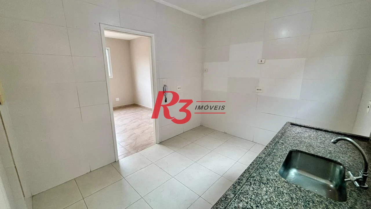 Village com lazer com 2 dormitórios à venda, 106 m² por R$ 585.000 - Vila Mathias - Santos/SP