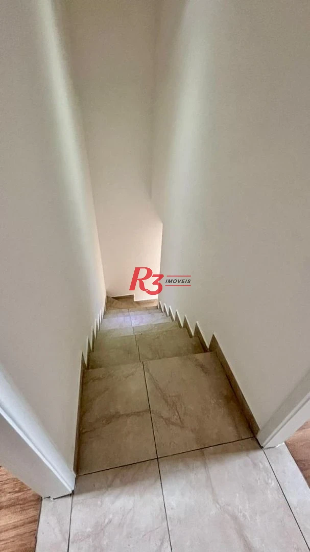 Village com lazer com 2 dormitórios à venda, 106 m² por R$ 585.000 - Vila Mathias - Santos/SP