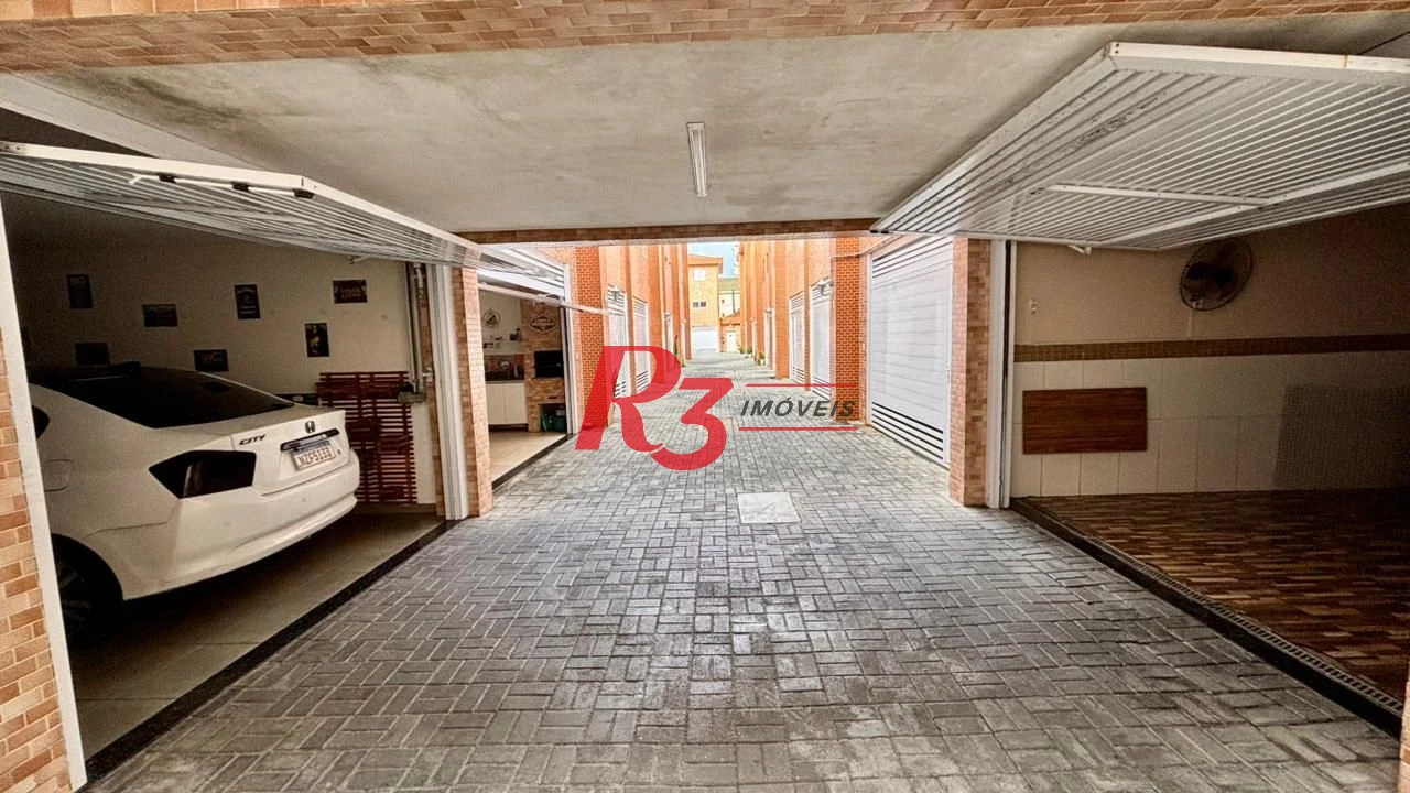 Village com lazer com 2 dormitórios à venda, 106 m² por R$ 585.000 - Vila Mathias - Santos/SP