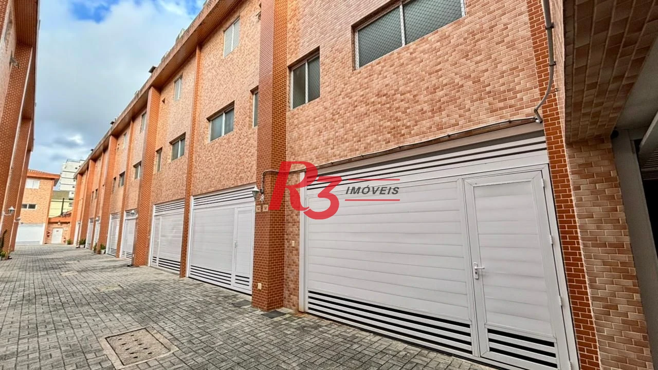 Village com lazer com 2 dormitórios à venda, 106 m² por R$ 585.000 - Vila Mathias - Santos/SP