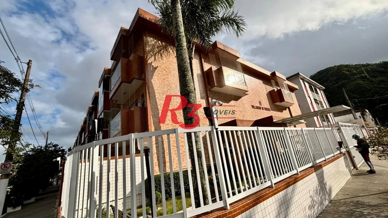 Village com lazer com 2 dormitórios à venda, 106 m² por R$ 585.000 - Vila Mathias - Santos/SP