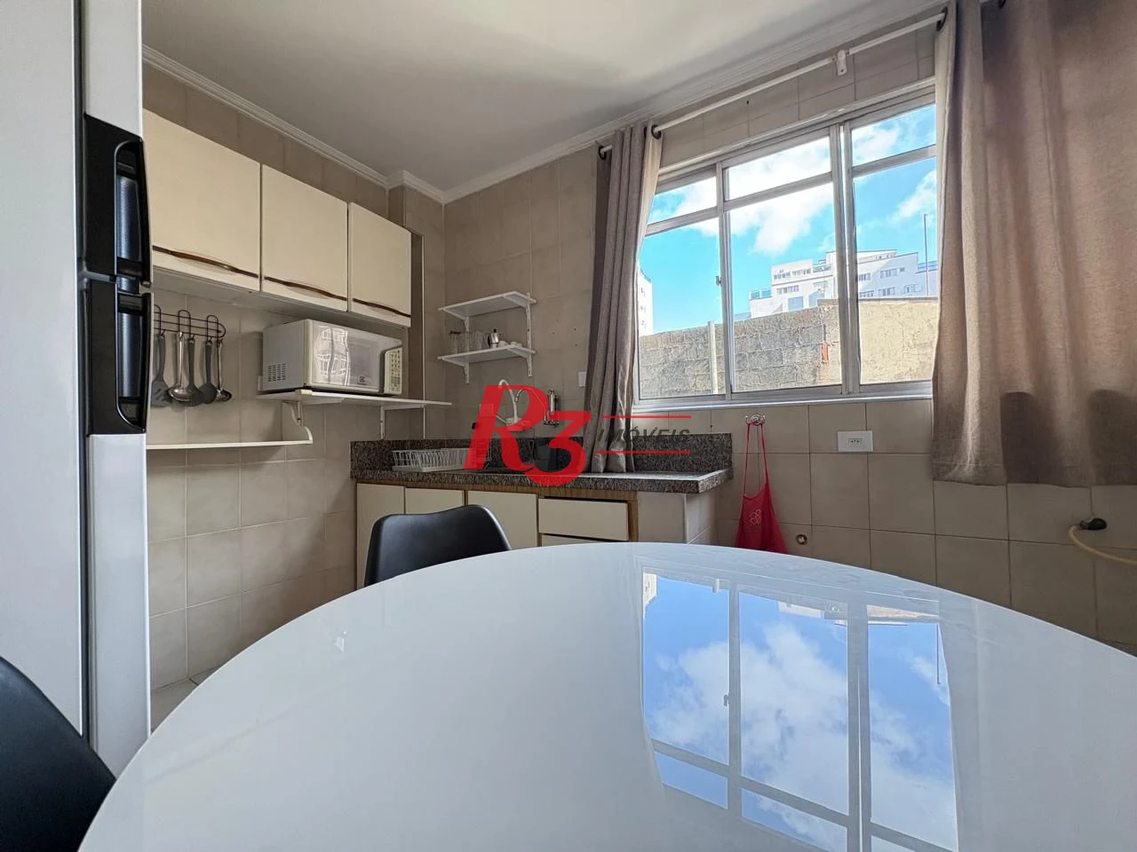 Apartamento com 3 dormitórios para alugar, 94 m² por R$ 4.200,02/mês - Ponta da Praia - Santos/SP
