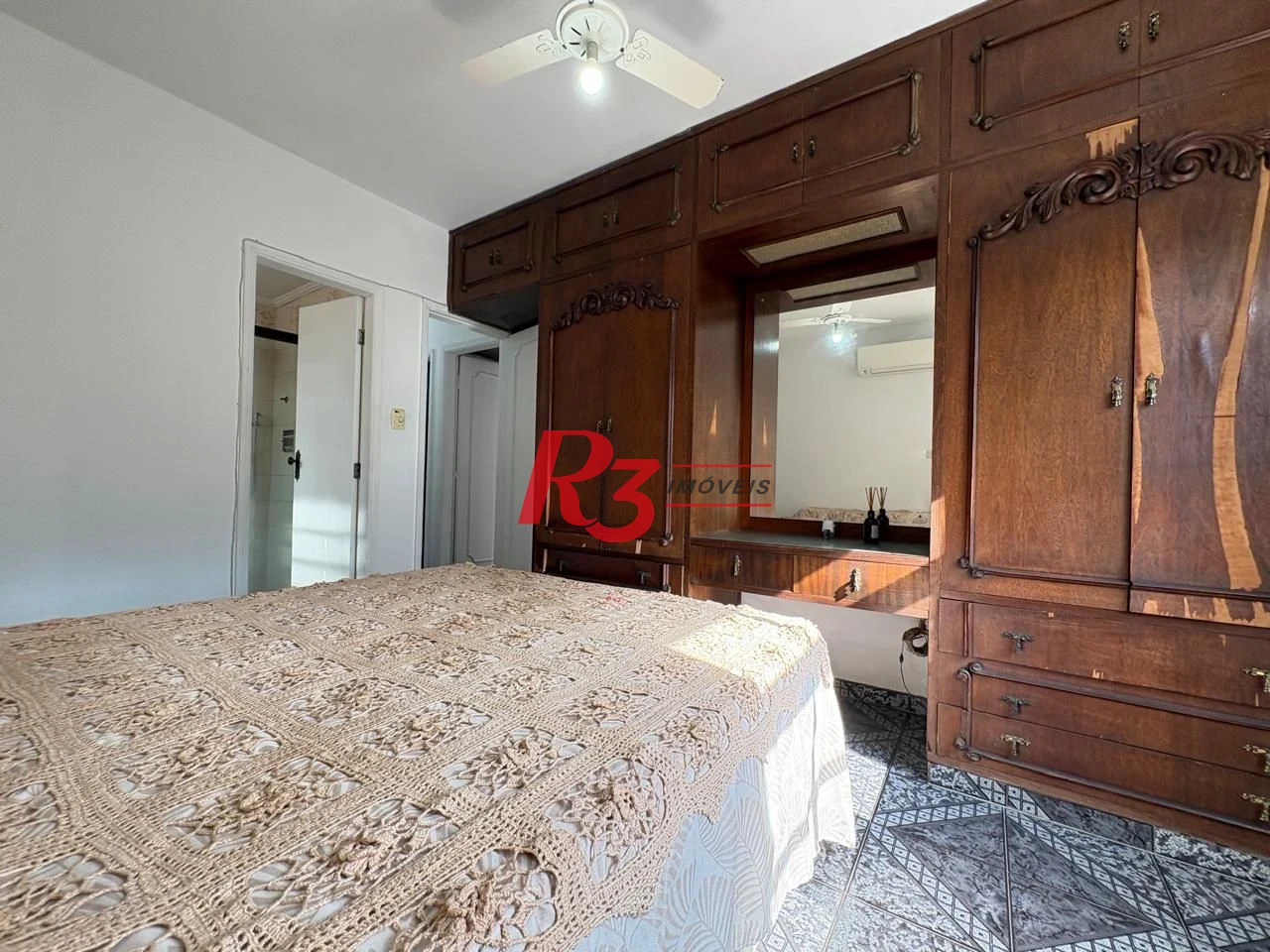 Apartamento com 3 dormitórios para alugar, 94 m² por R$ 4.200,02/mês - Ponta da Praia - Santos/SP