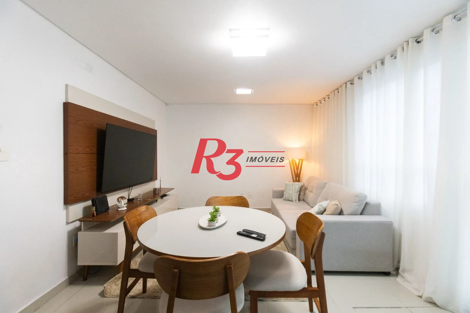 Casa com 3 dormitórios à venda, 123 m² por R$ 720.000,00 - Macuco - Santos/SP