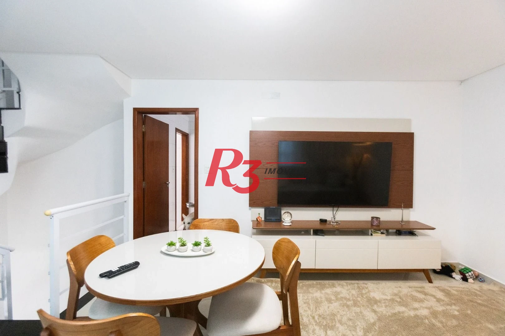 Casa com 3 dormitórios à venda, 123 m² por R$ 720.000,00 - Macuco - Santos/SP