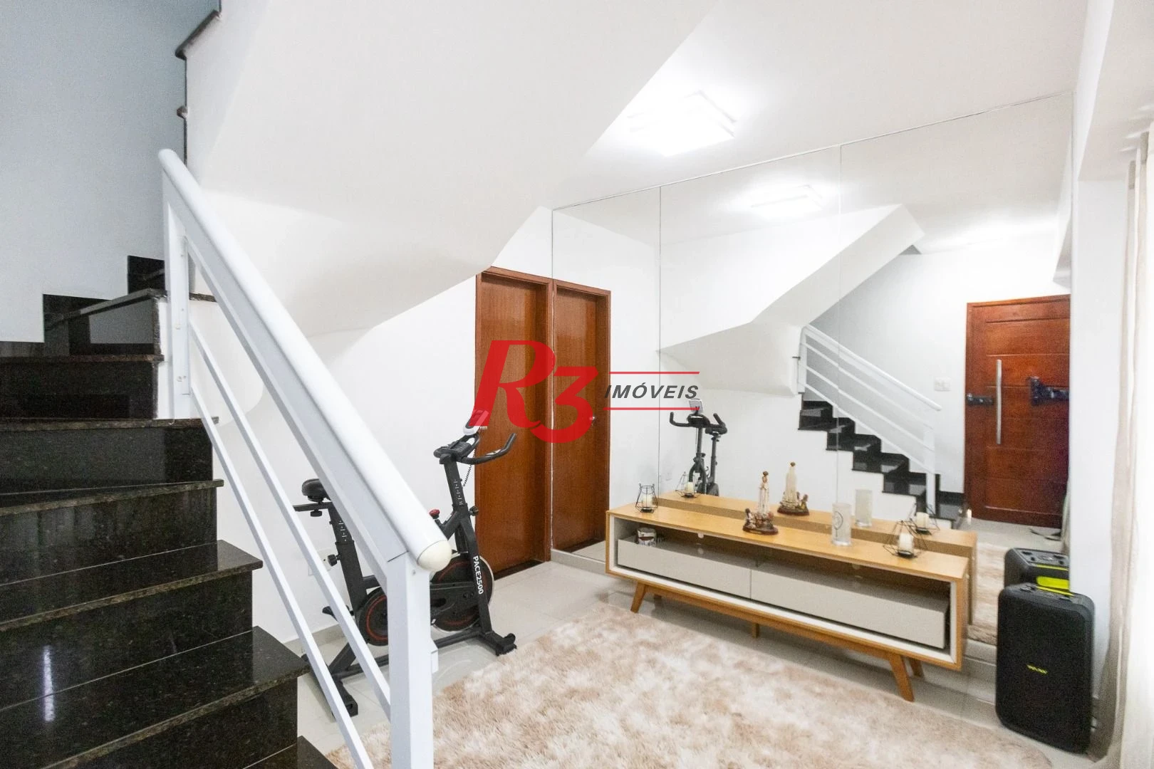 Casa com 3 dormitórios à venda, 123 m² por R$ 720.000,00 - Macuco - Santos/SP