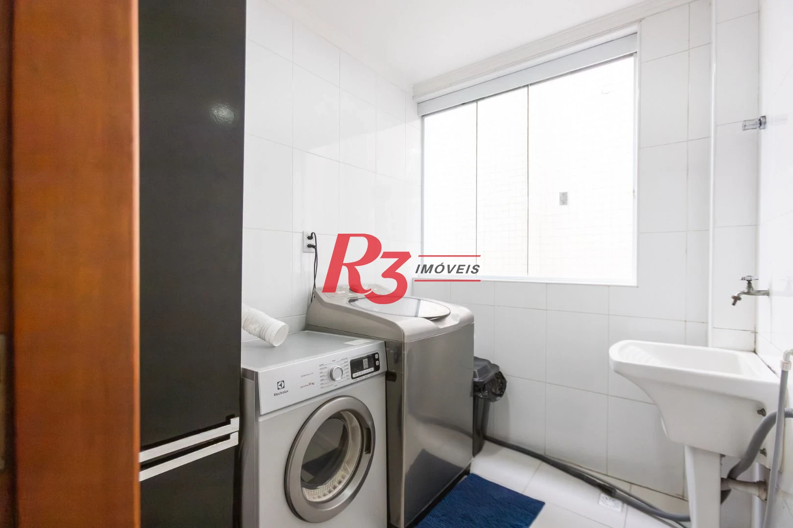 Casa com 3 dormitórios à venda, 123 m² por R$ 720.000,00 - Macuco - Santos/SP