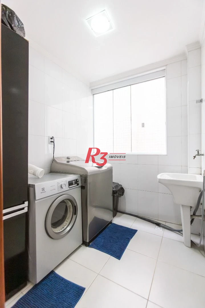 Casa com 3 dormitórios à venda, 123 m² por R$ 720.000,00 - Macuco - Santos/SP