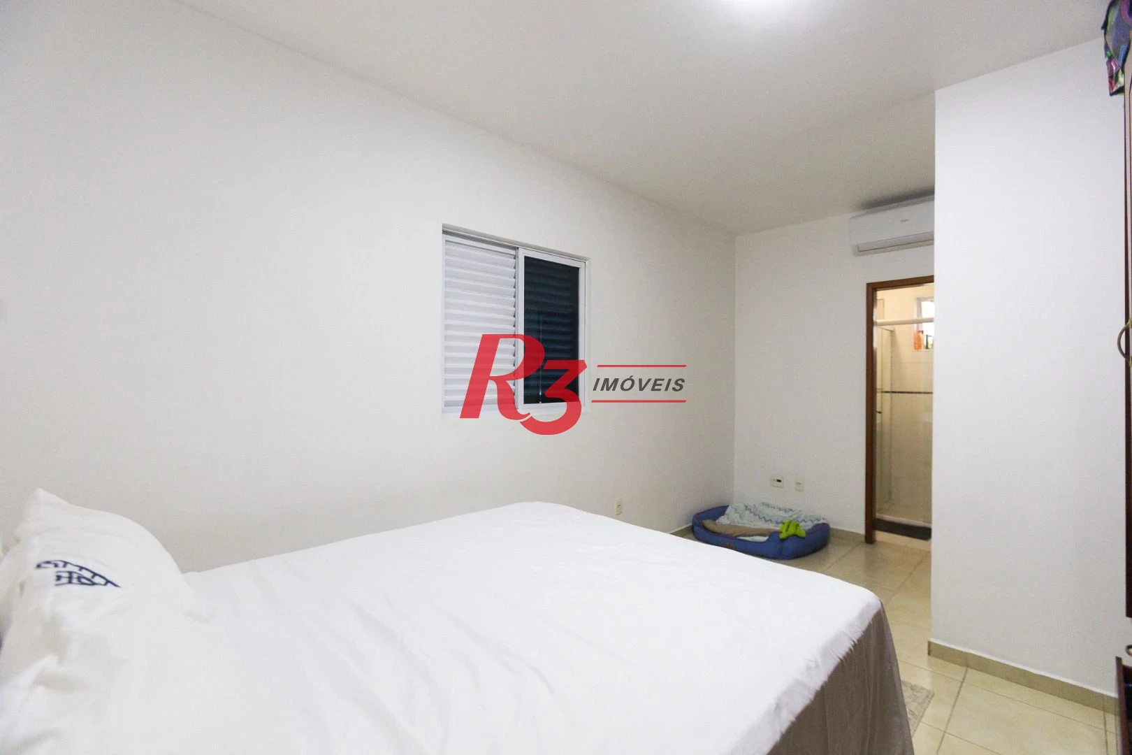 Casa com 3 dormitórios à venda, 123 m² por R$ 720.000,00 - Macuco - Santos/SP