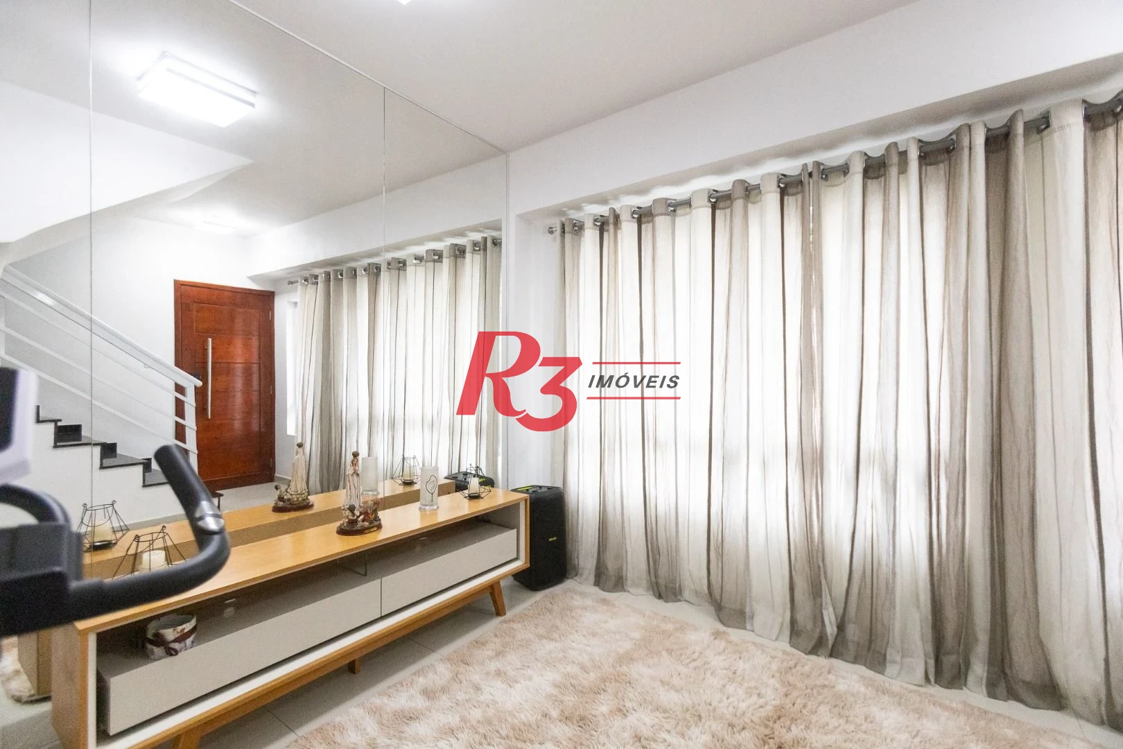 Casa com 3 dormitórios à venda, 123 m² por R$ 720.000,00 - Macuco - Santos/SP