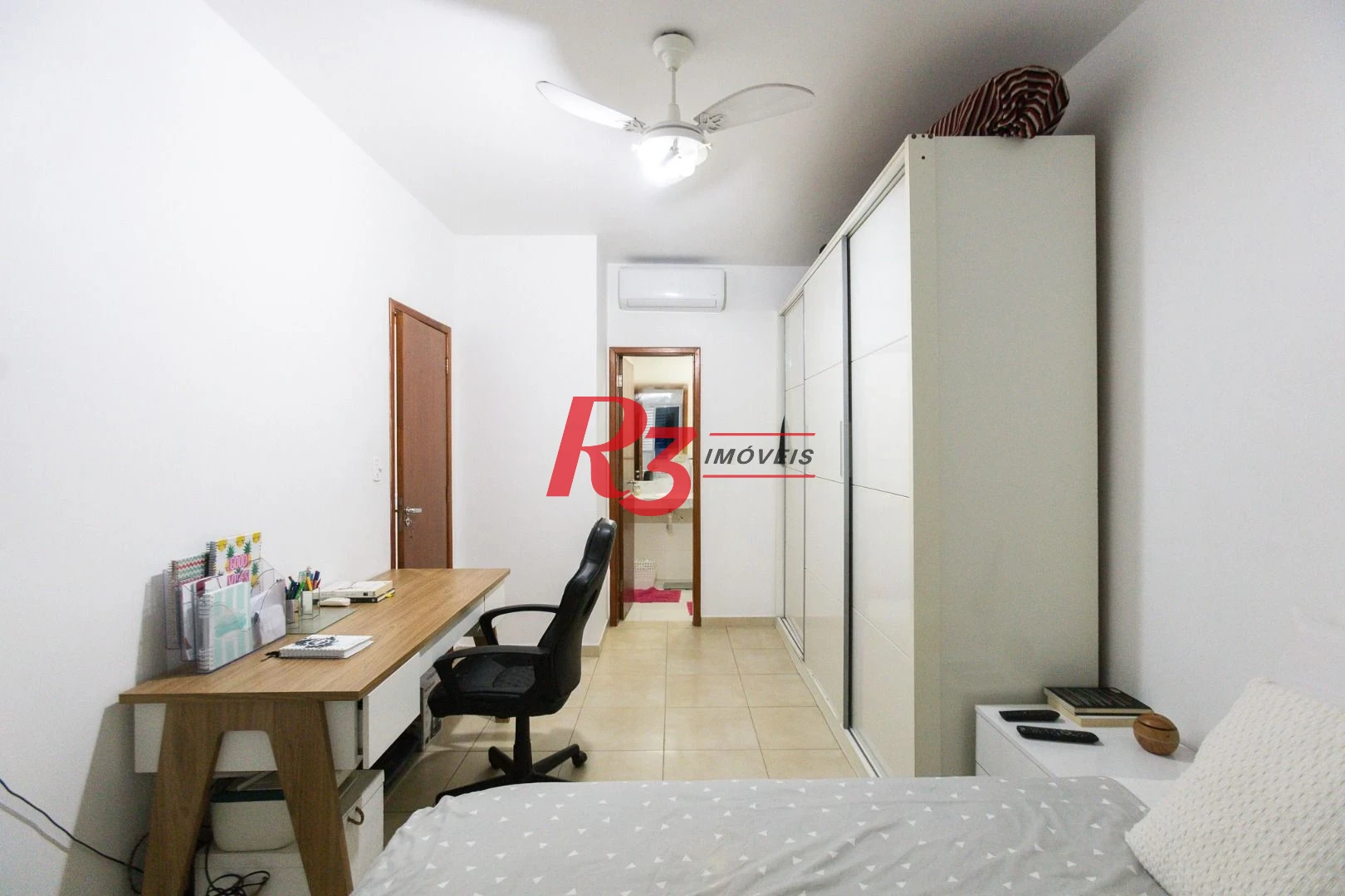Casa com 3 dormitórios à venda, 123 m² por R$ 720.000,00 - Macuco - Santos/SP
