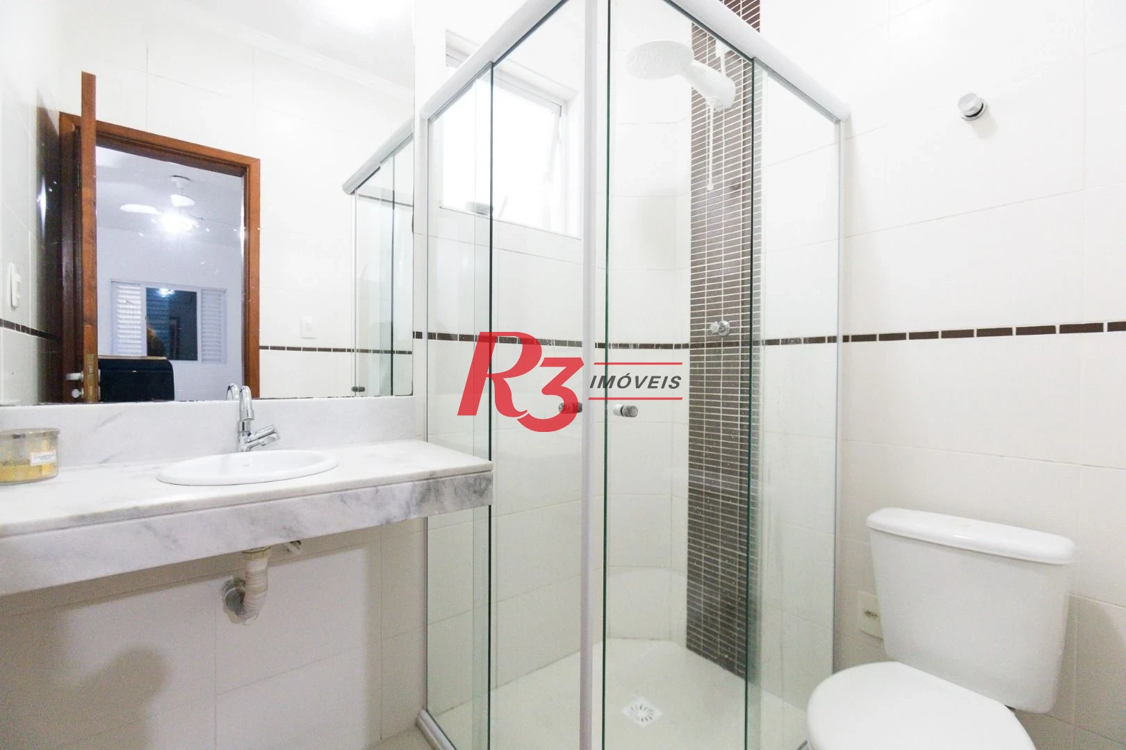 Casa com 3 dormitórios à venda, 123 m² por R$ 720.000,00 - Macuco - Santos/SP
