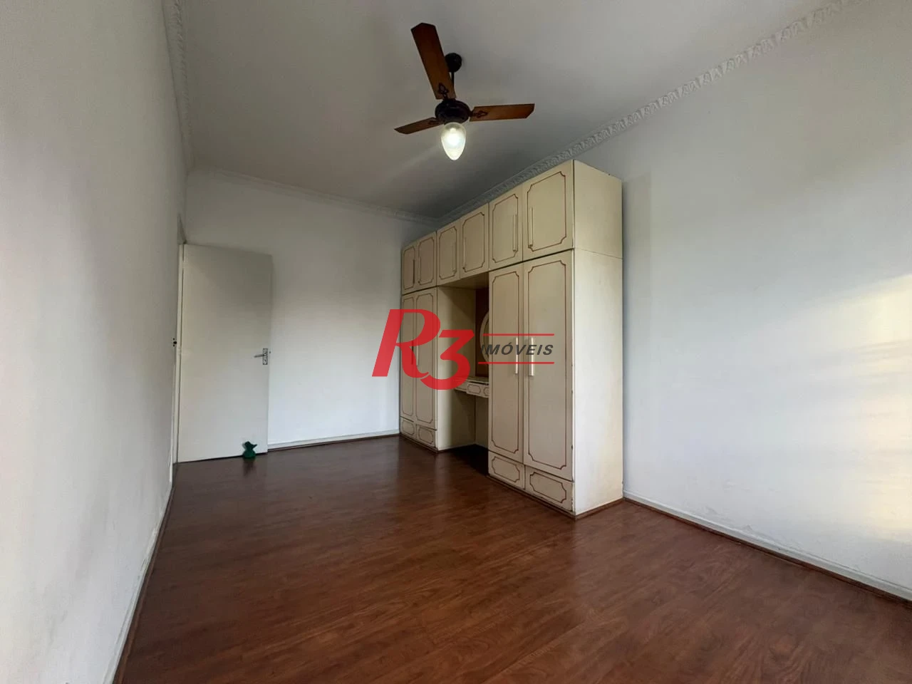 Casa com 3 dormitórios para alugar, 150 m² por R$ 3.000,00/mês - Macuco - Santos/SP
