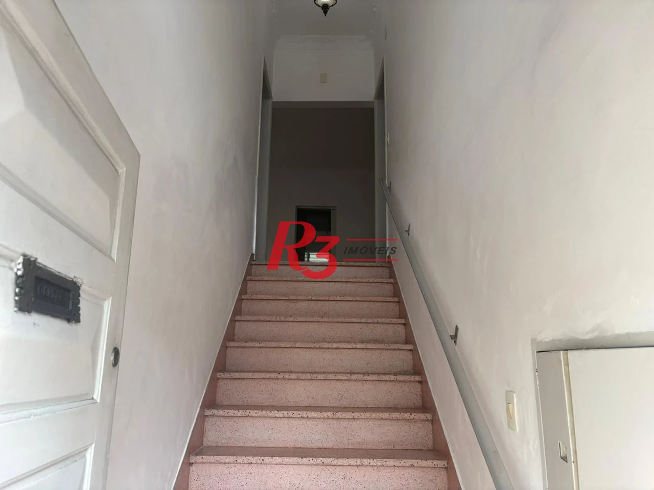 Casa com 3 dormitórios para alugar, 150 m² por R$ 3.000,00/mês - Macuco - Santos/SP