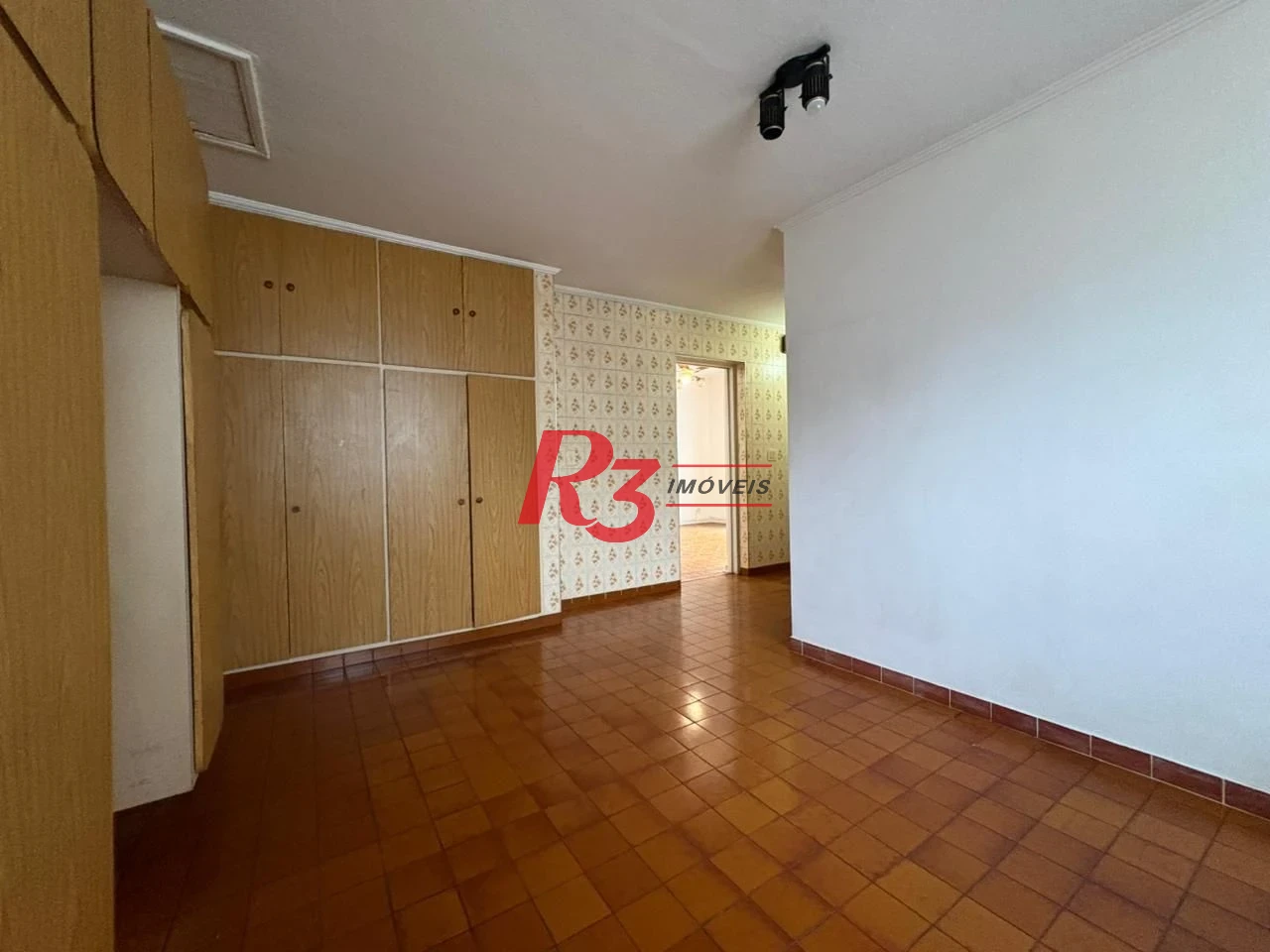 Casa com 3 dormitórios para alugar, 150 m² por R$ 3.000,00/mês - Macuco - Santos/SP