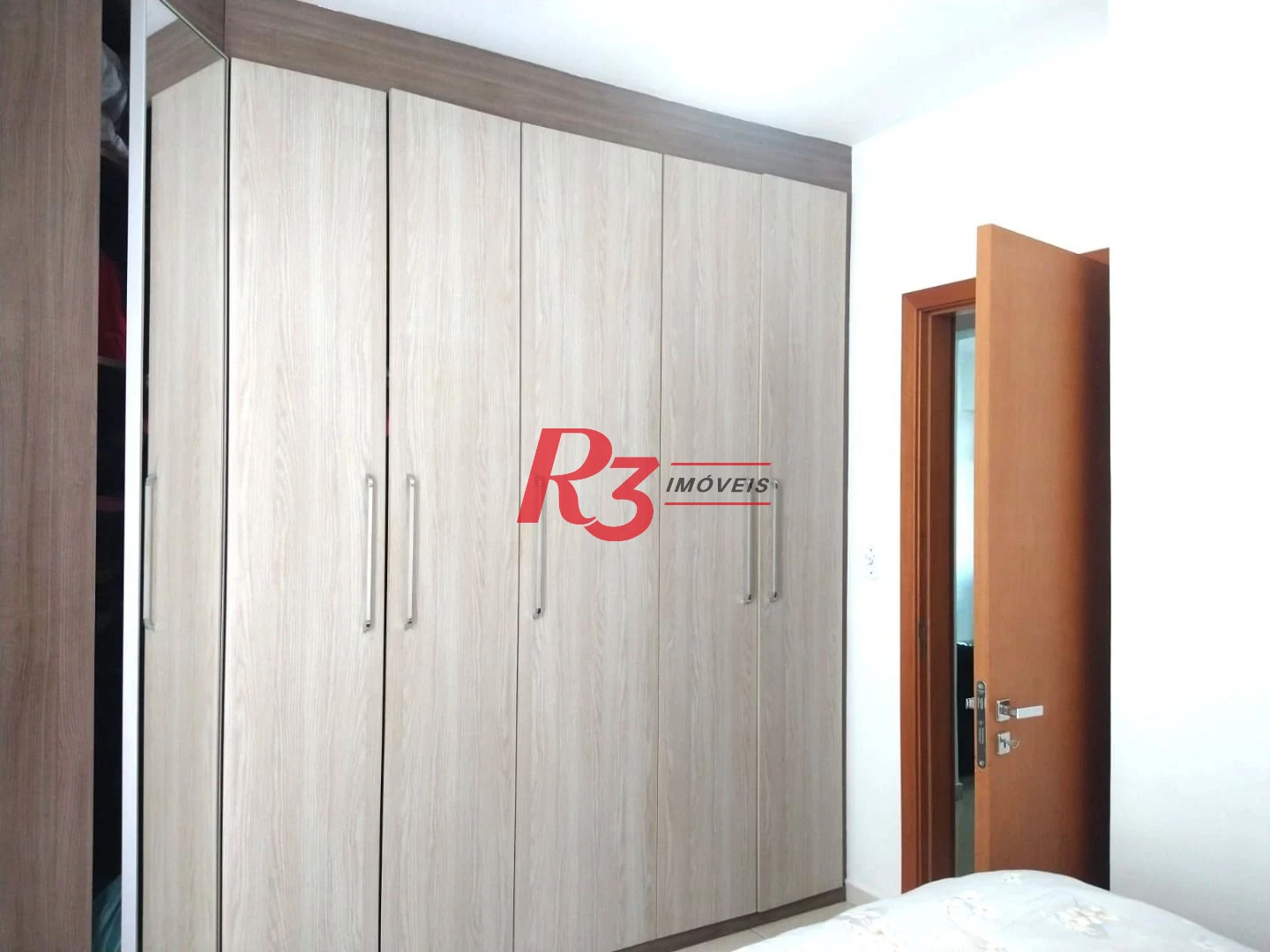 Apartamento à venda 2 Quartos (1 suíte) no Macuco em Santos