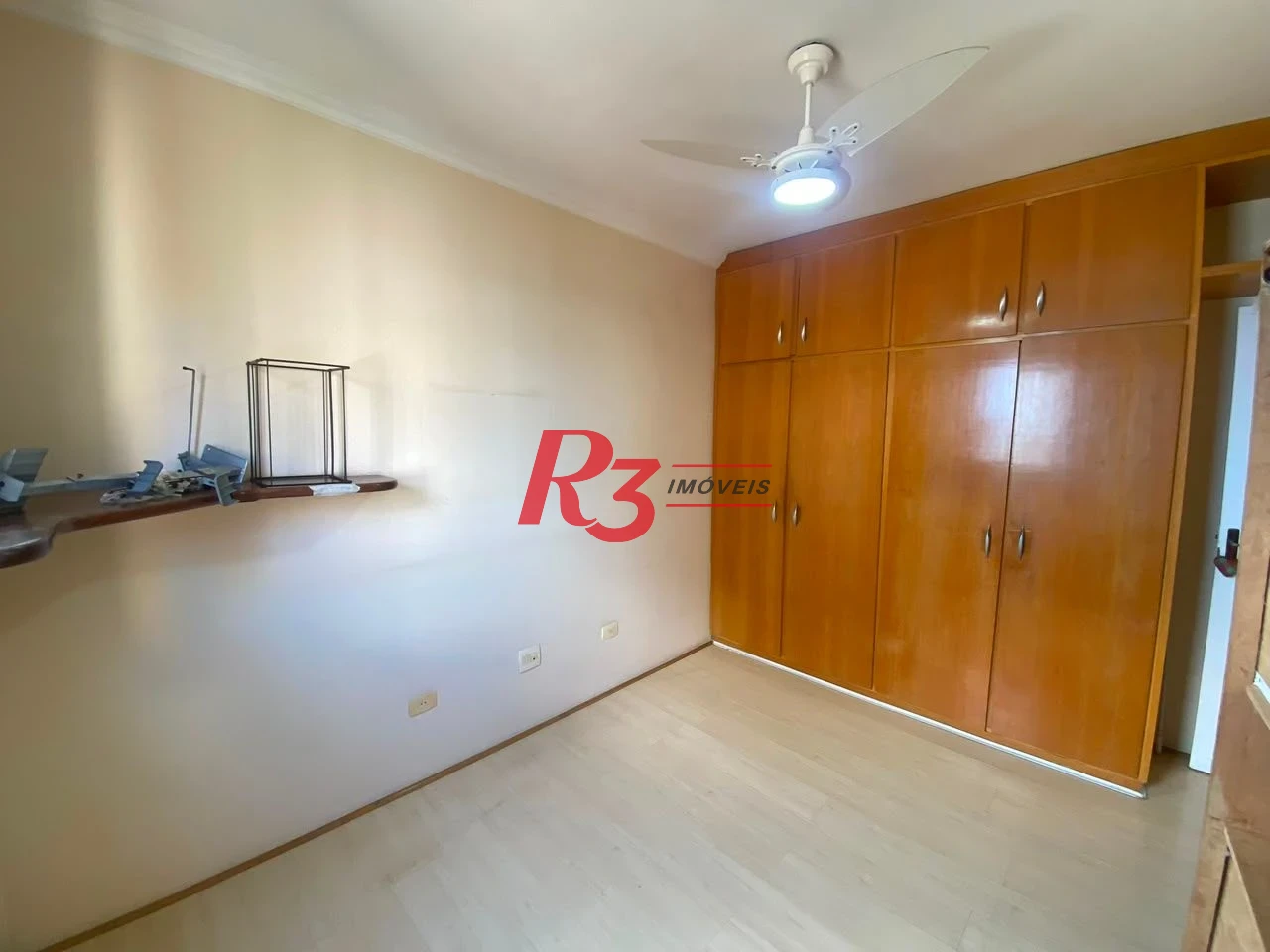 Apartamento com 3 dormitórios à venda, 122 m² por R$ 1.300.000,00 - Embaré - Santos/SP