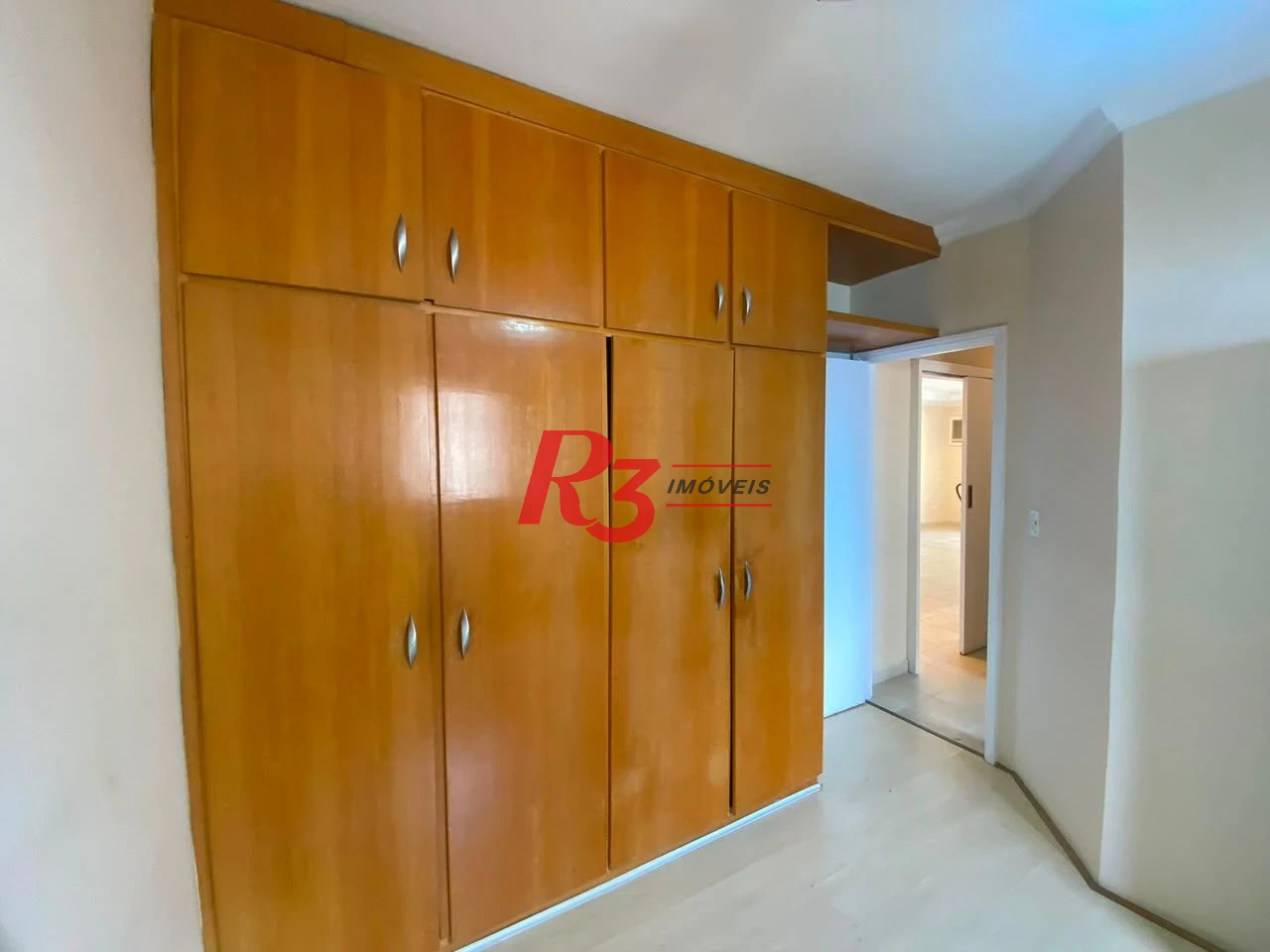Apartamento com 3 dormitórios à venda, 122 m² por R$ 1.300.000,00 - Embaré - Santos/SP