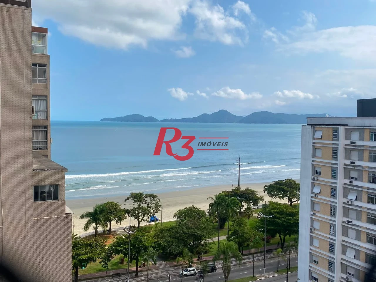Apartamento com 3 dormitórios à venda, 122 m² por R$ 1.300.000,00 - Embaré - Santos/SP