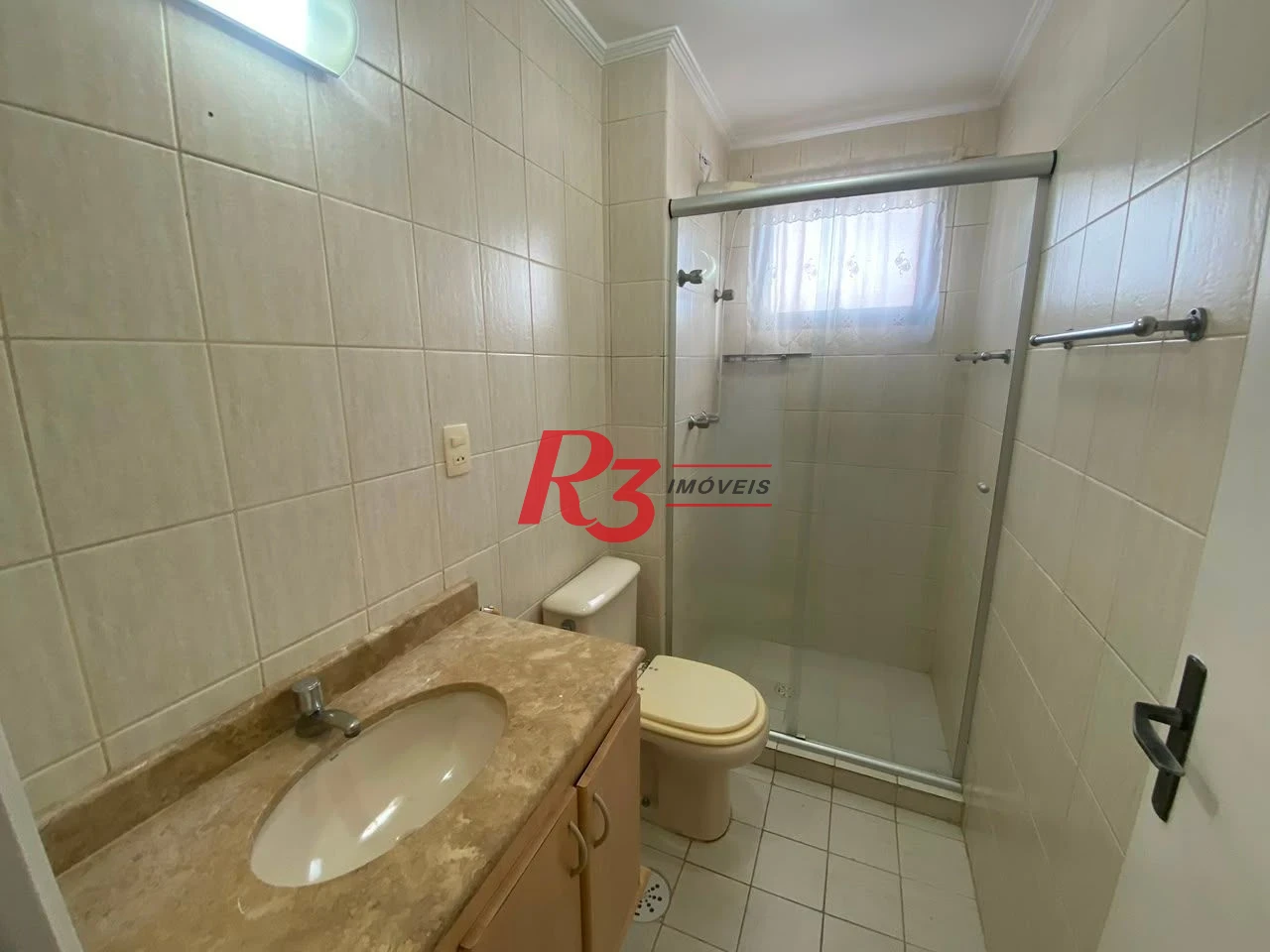 Apartamento com 3 dormitórios à venda, 122 m² por R$ 1.300.000,00 - Embaré - Santos/SP