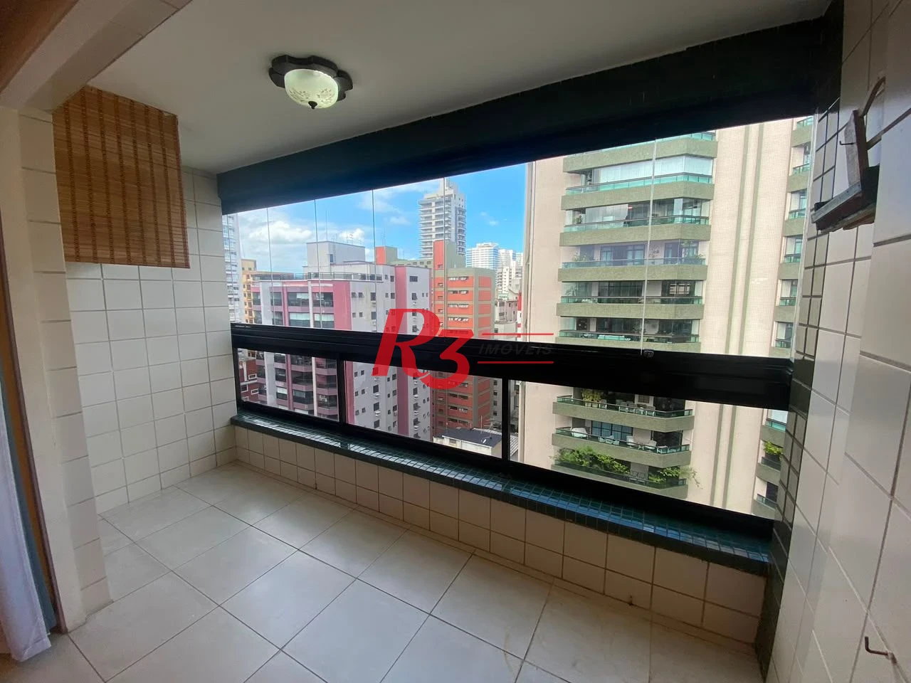 Apartamento com 3 dormitórios à venda, 122 m² por R$ 1.300.000,00 - Embaré - Santos/SP