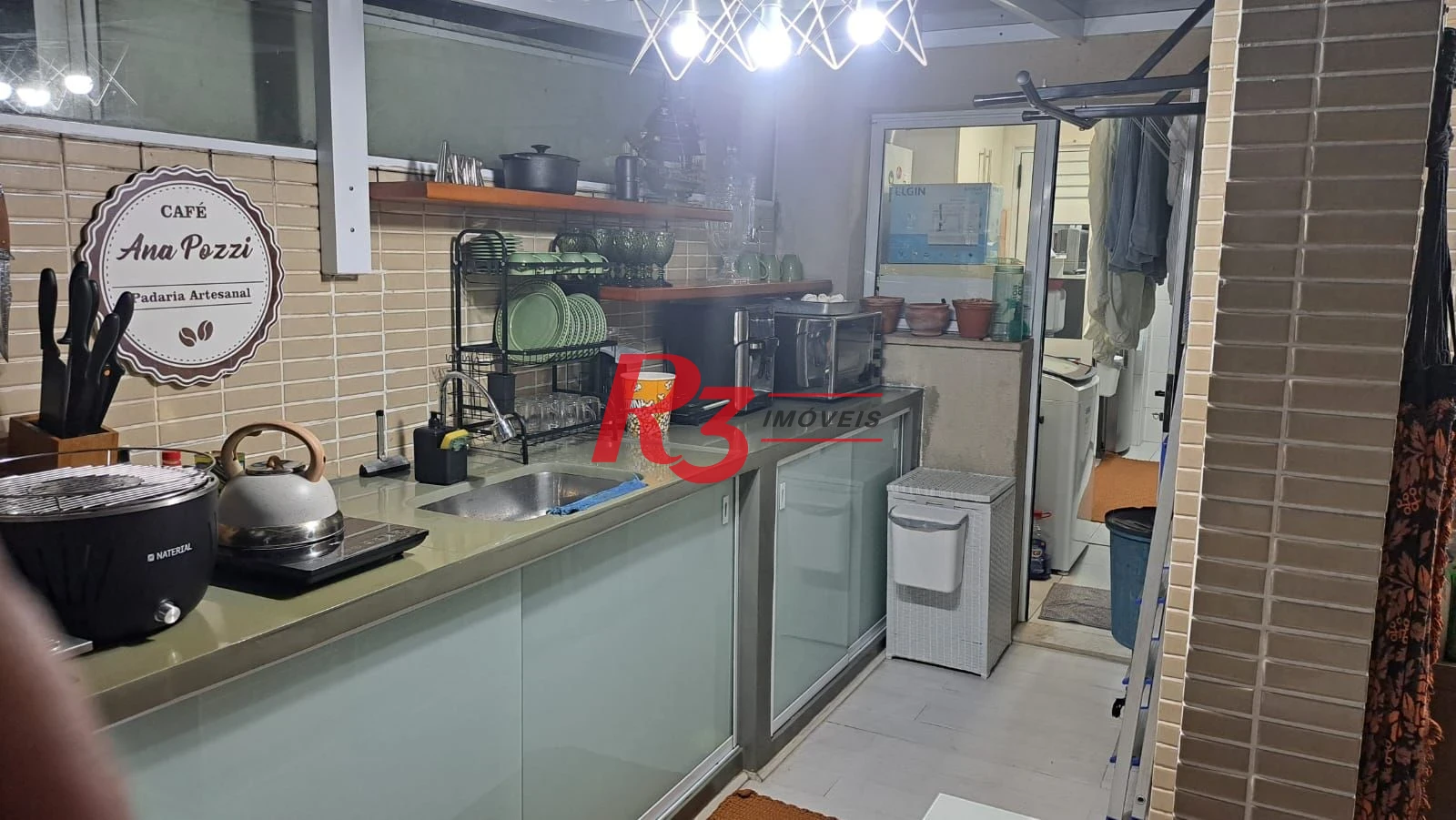 Apartamento Garden com 2 dormitórios à venda, 104 m² por R$ 1.100.000,00 - Gonzaga - Santos/SP