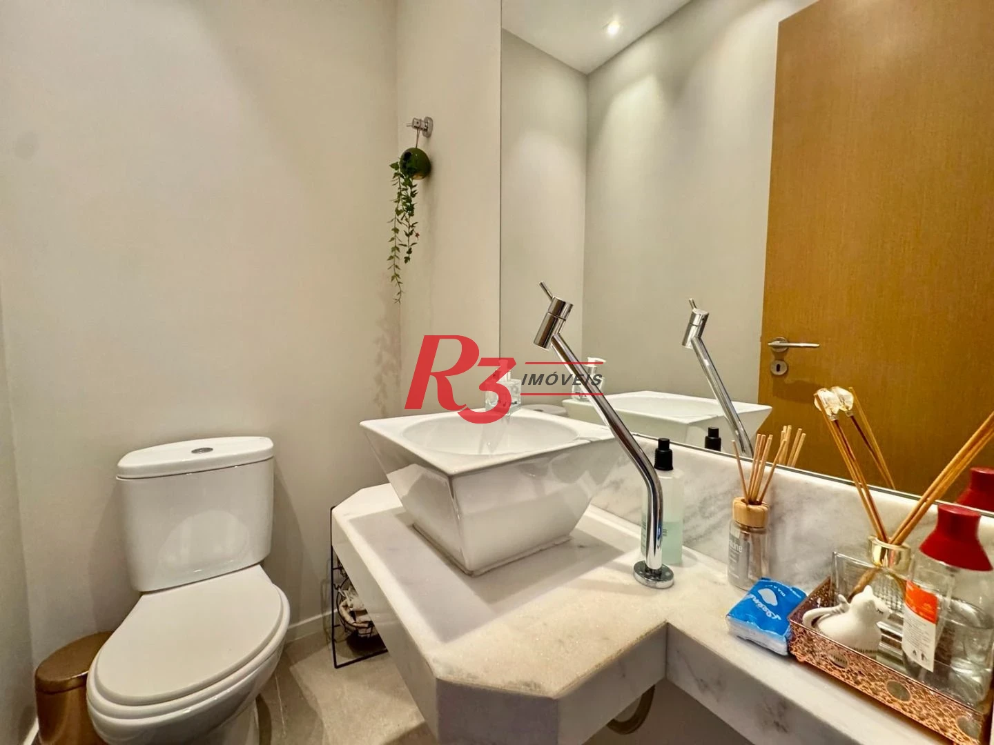 Apartamento com 3 dormitórios à venda, 127 m² por R$ 2.300.000,00 - Boqueirão - Santos/SP