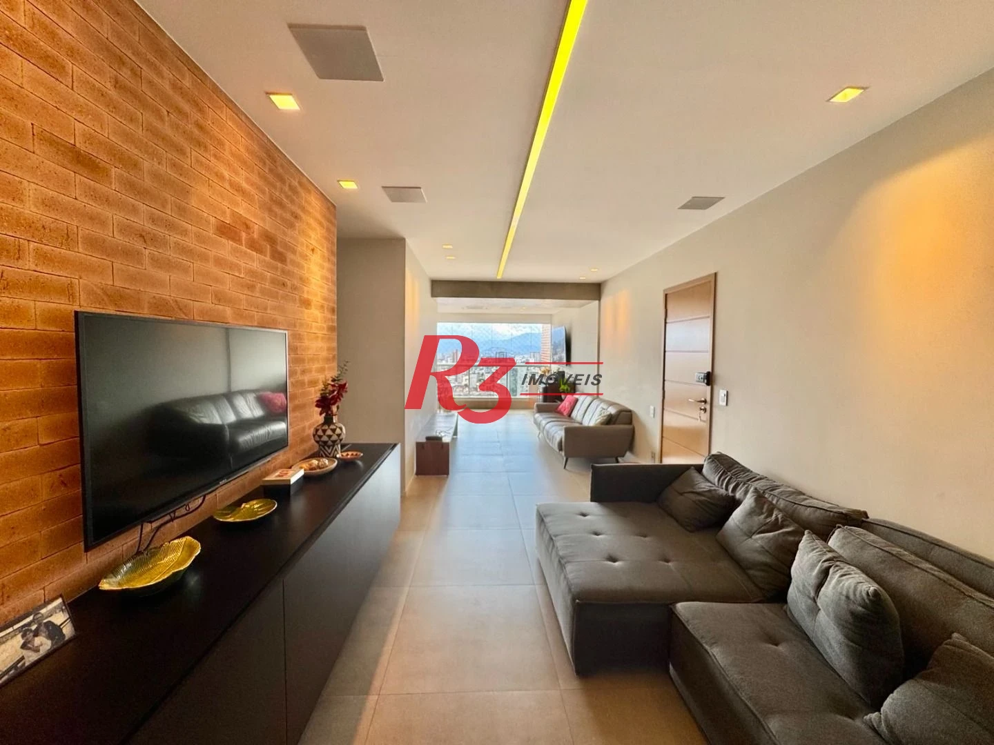 Apartamento com 3 dormitórios à venda, 127 m² por R$ 2.300.000,00 - Boqueirão - Santos/SP