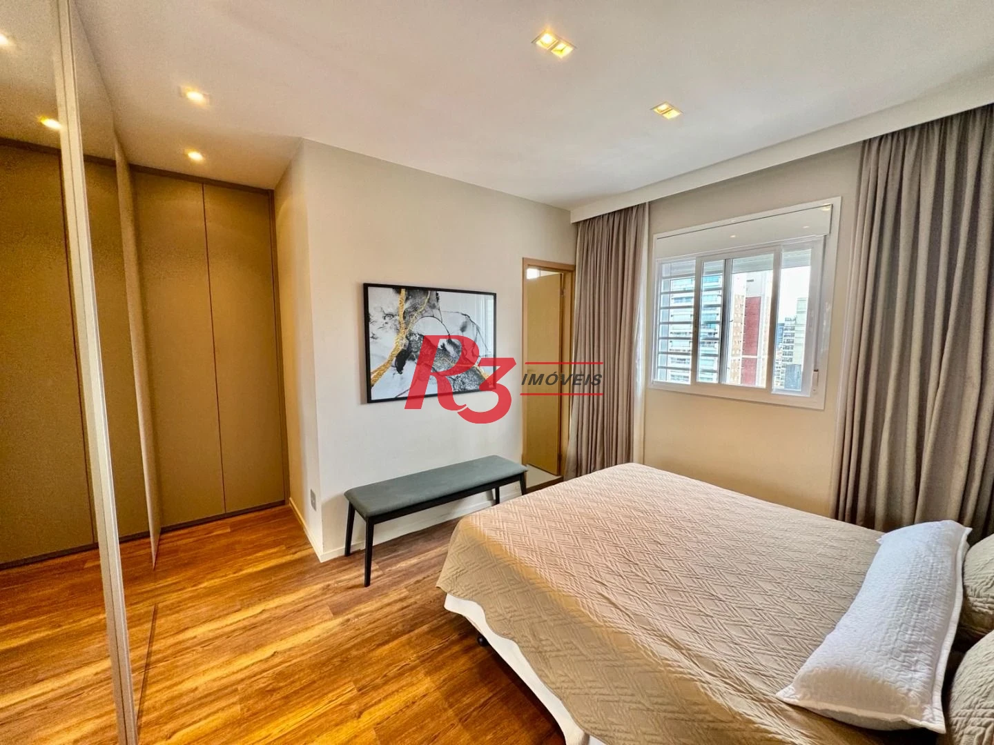Apartamento com 3 dormitórios à venda, 127 m² por R$ 2.300.000,00 - Boqueirão - Santos/SP