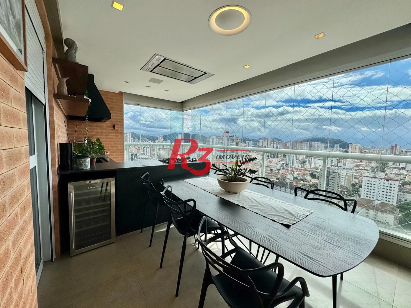 Apartamento com 3 dormitórios à venda, 127 m² por R$ 2.300.000,00 - Boqueirão - Santos/SP