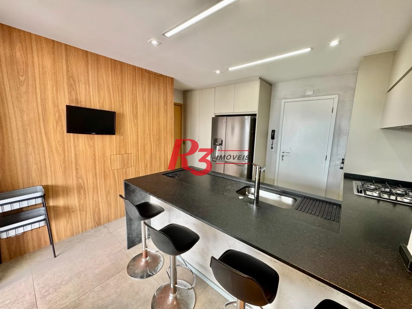 Apartamento com 3 dormitórios à venda, 127 m² por R$ 2.300.000,00 - Boqueirão - Santos/SP