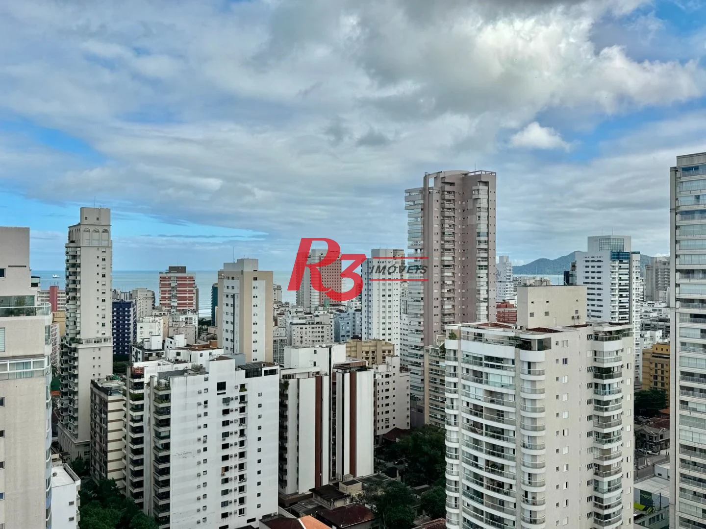 Apartamento com 3 dormitórios à venda, 127 m² por R$ 2.300.000,00 - Boqueirão - Santos/SP