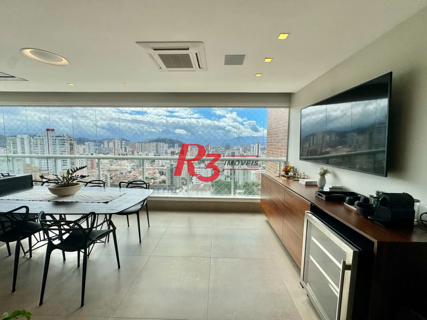 Apartamento com 3 dormitórios à venda, 127 m² por R$ 2.300.000,00 - Boqueirão - Santos/SP