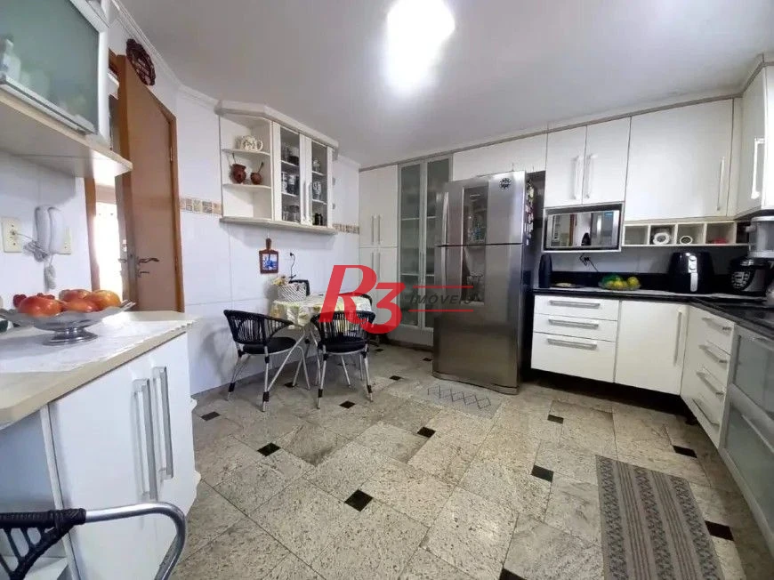 Casa com 4 dormitórios à venda, 260 m² por R$ 1.350.000,00 - Embaré - Santos/SP