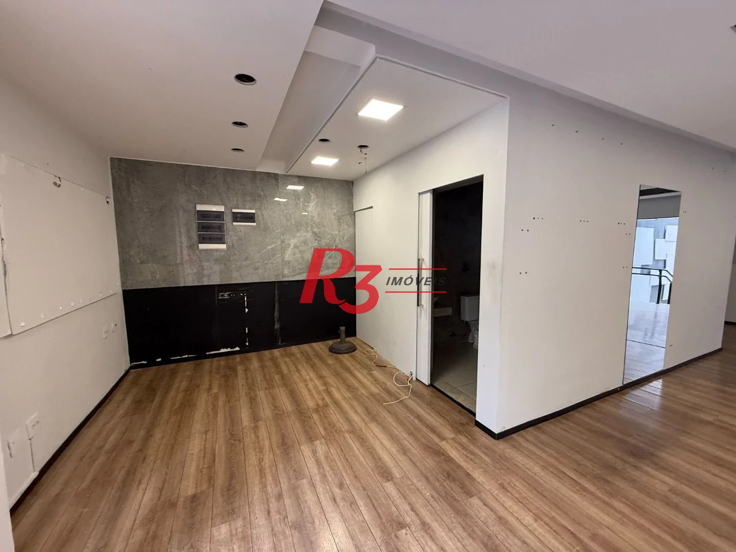 Loja para alugar, 150 m² por R$ 12.000,00/mês - Boqueirão - Santos/SP