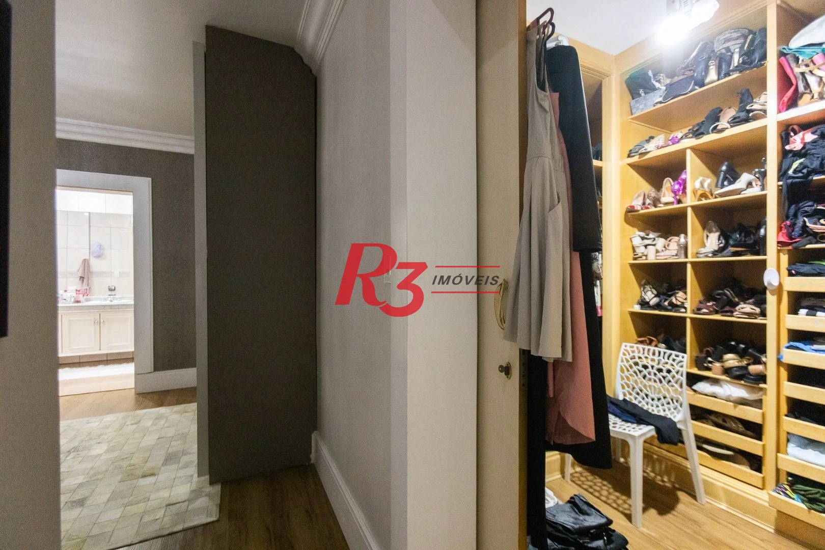 Apartamento com 4 dormitórios à venda, 274 m² por R$ 2.200.000,00 - Boqueirão - Santos/SP