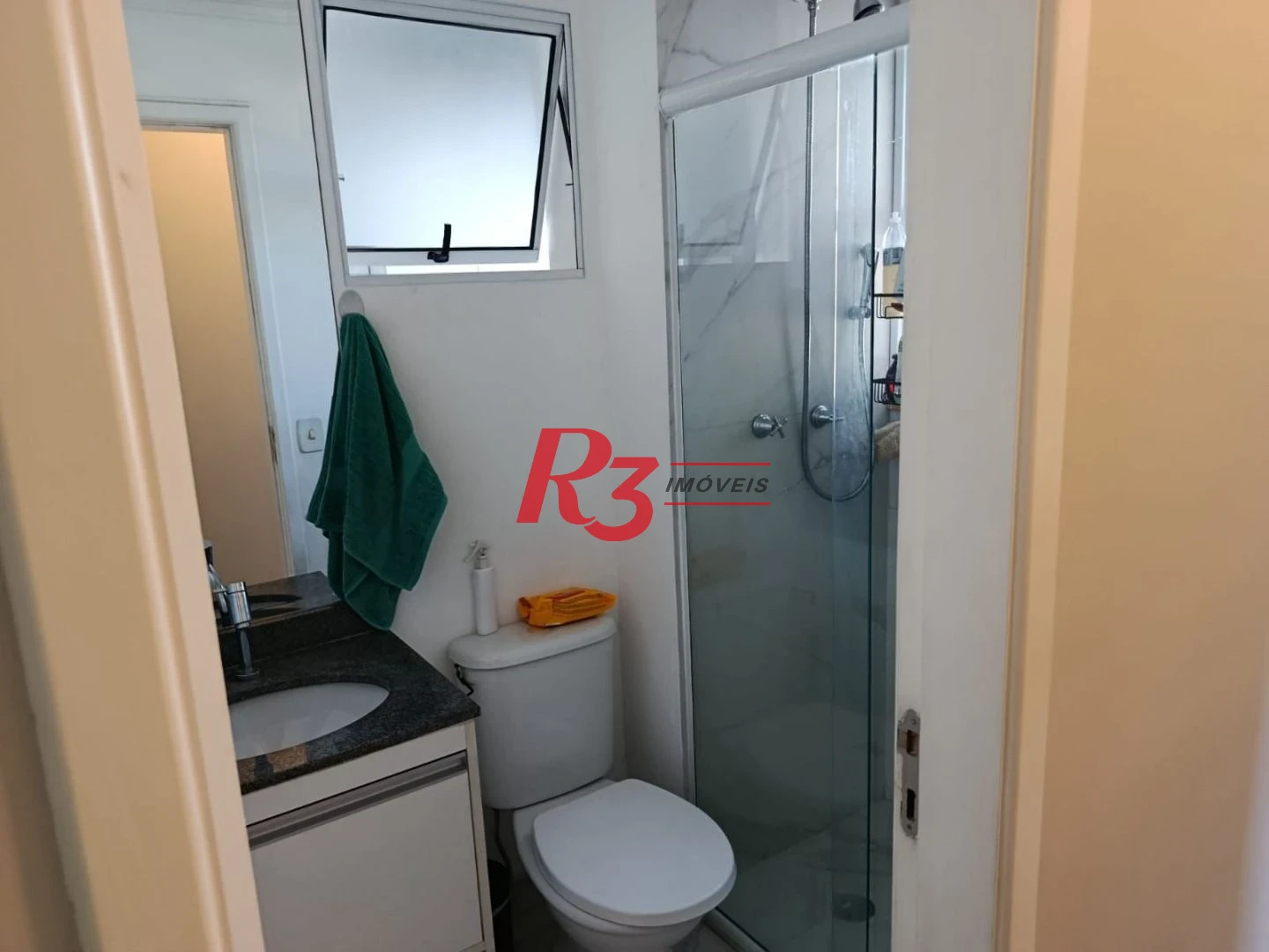 Apartamento com 2 dormitórios à venda, 53 m² por R$ 360.000,00 - Areia Branca - Santos/SP