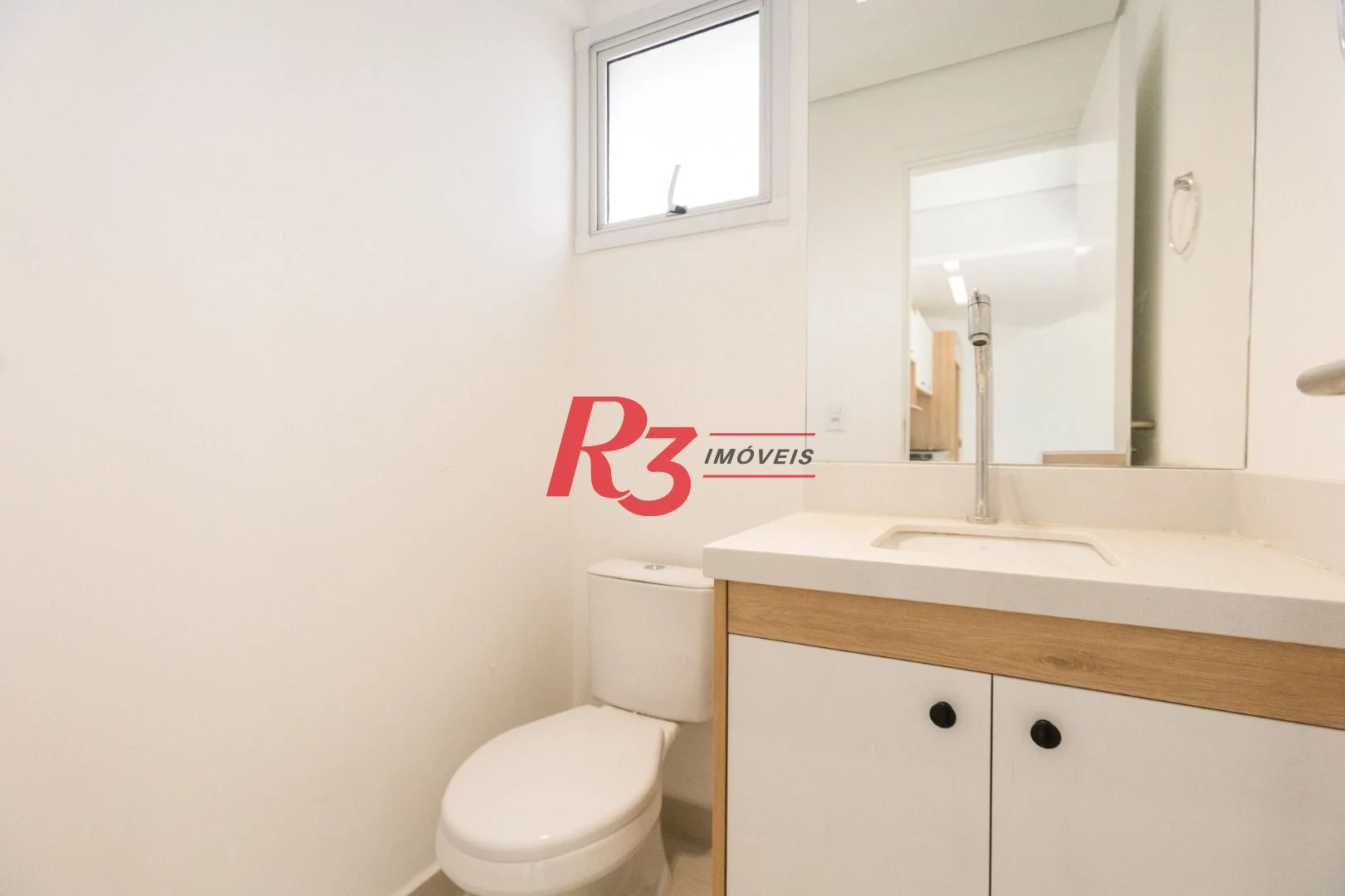 Apartamento com 2 dormitórios para alugar, 72 m² por R$ 5.628,98/mês - Campo Grande - Santos/SP