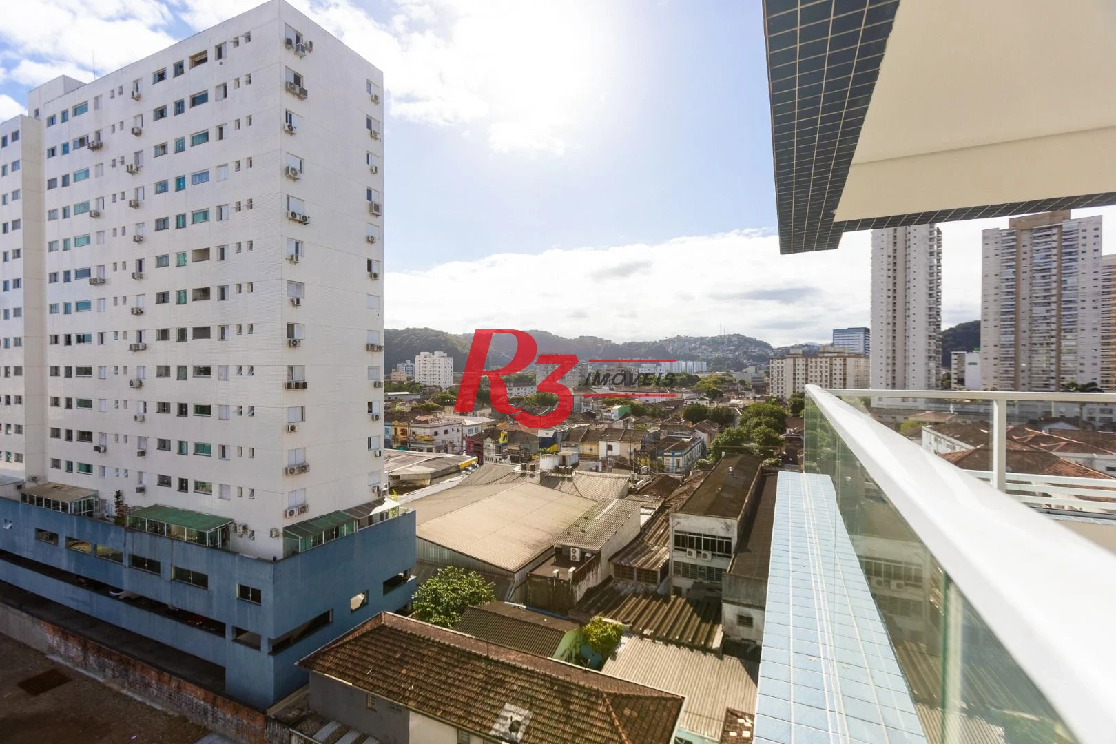 Apartamento com 2 dormitórios para alugar, 72 m² por R$ 5.628,98/mês - Campo Grande - Santos/SP
